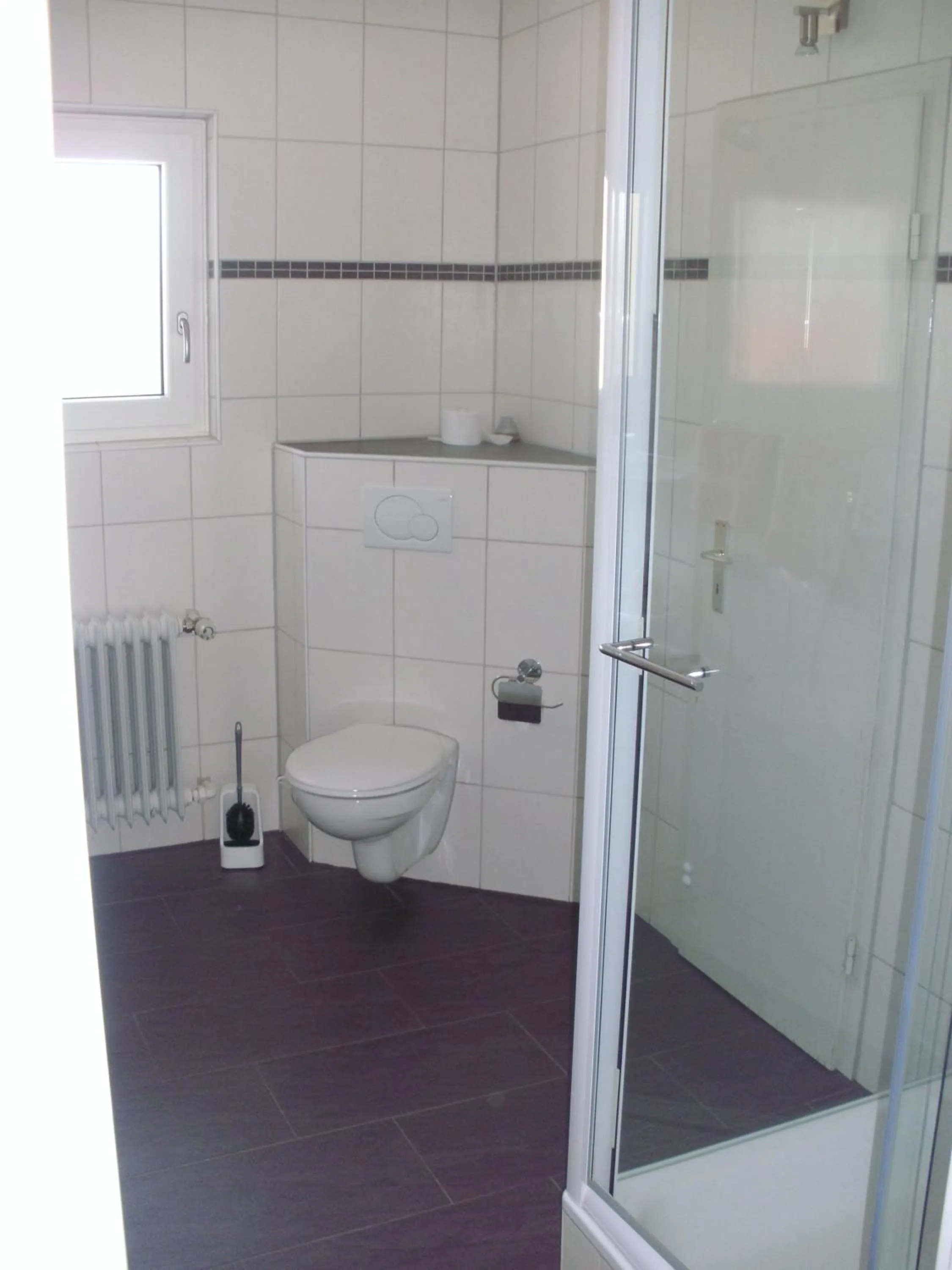Shower in Hotel am Hindenburgplatz