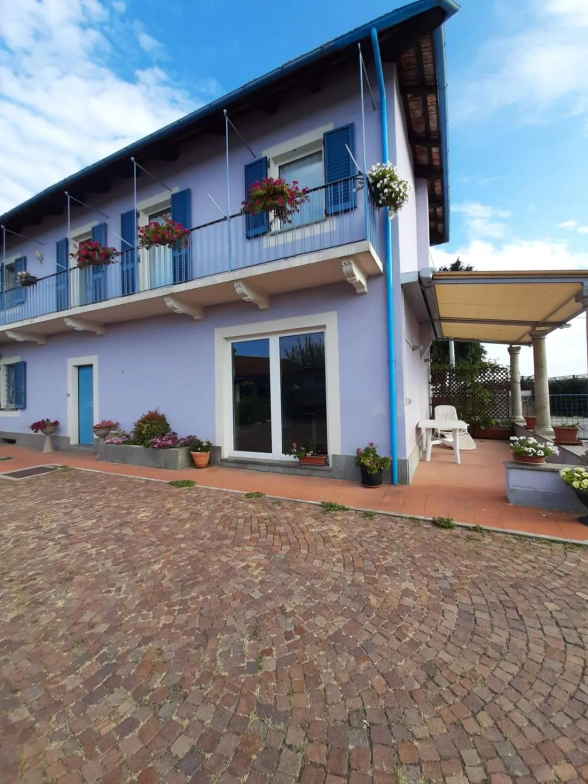 Property building in B&B Casa Lilla