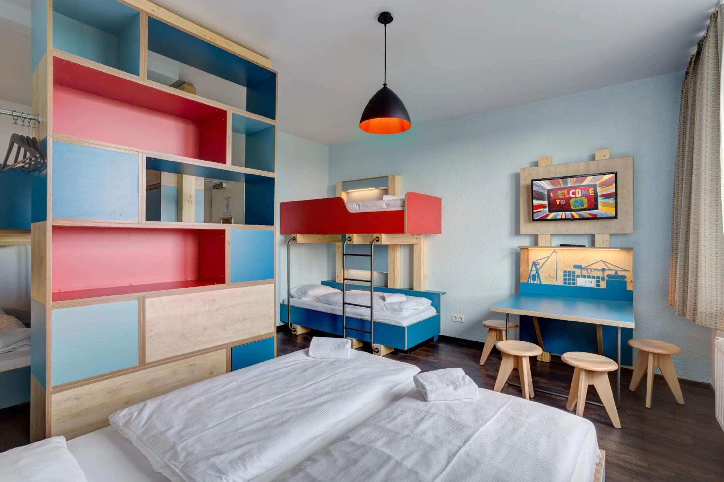 Photo of the whole room, Bed in MEININGER Hotel Hamburg City Center