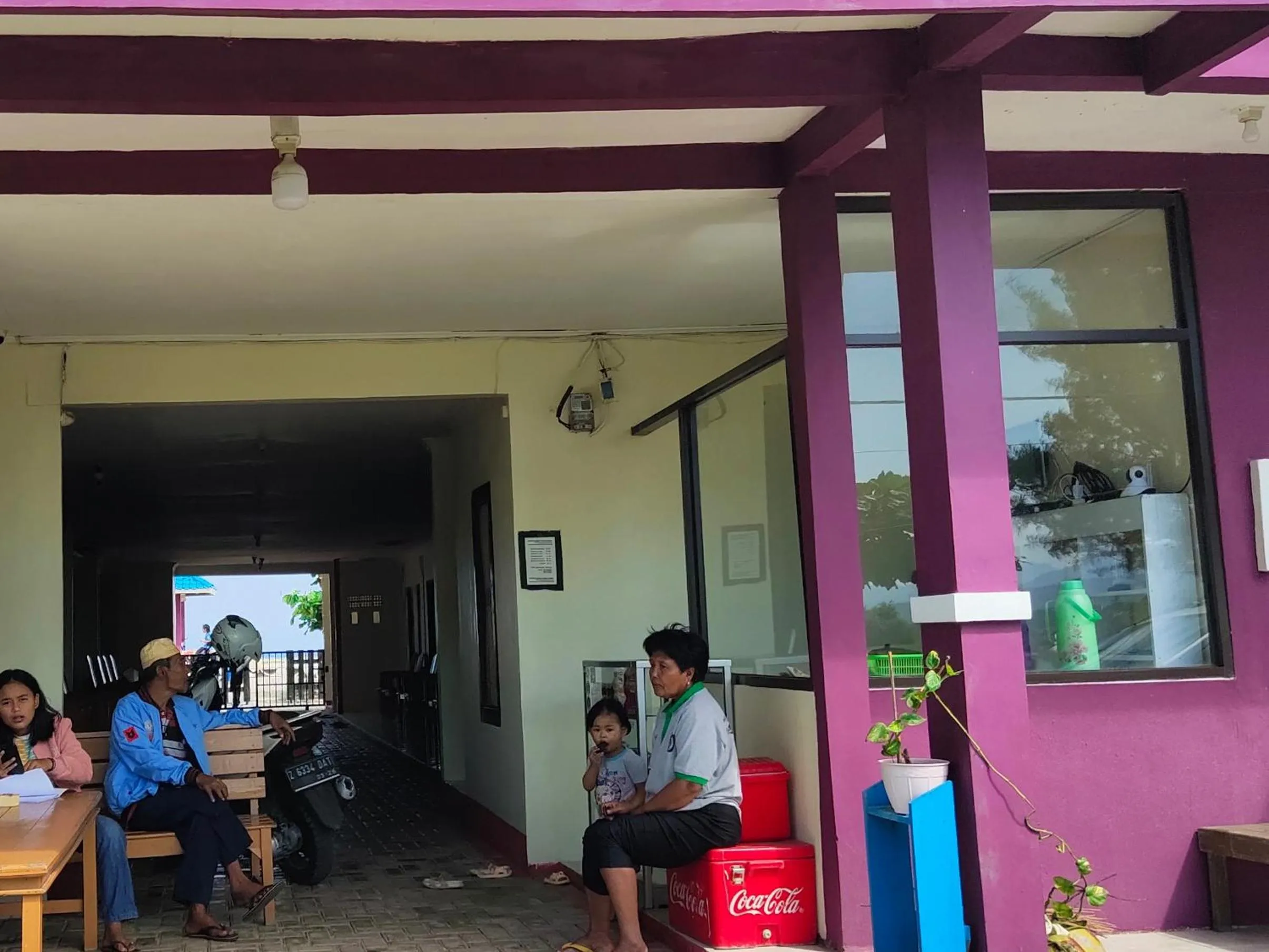 penginapan karanglaut santolo