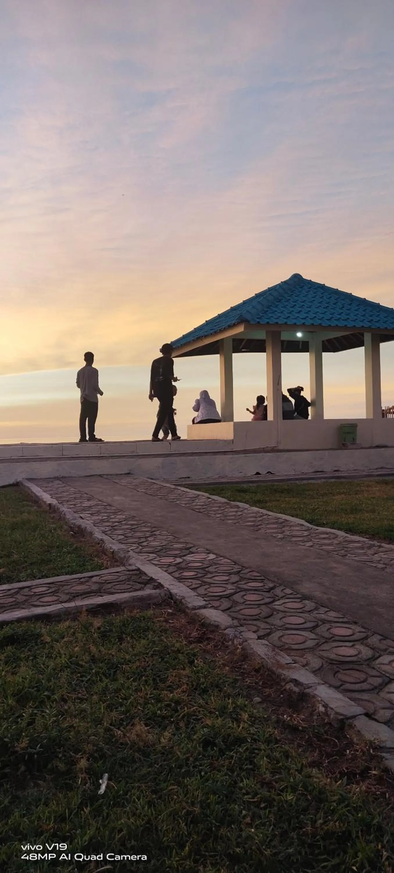 penginapan karanglaut santolo