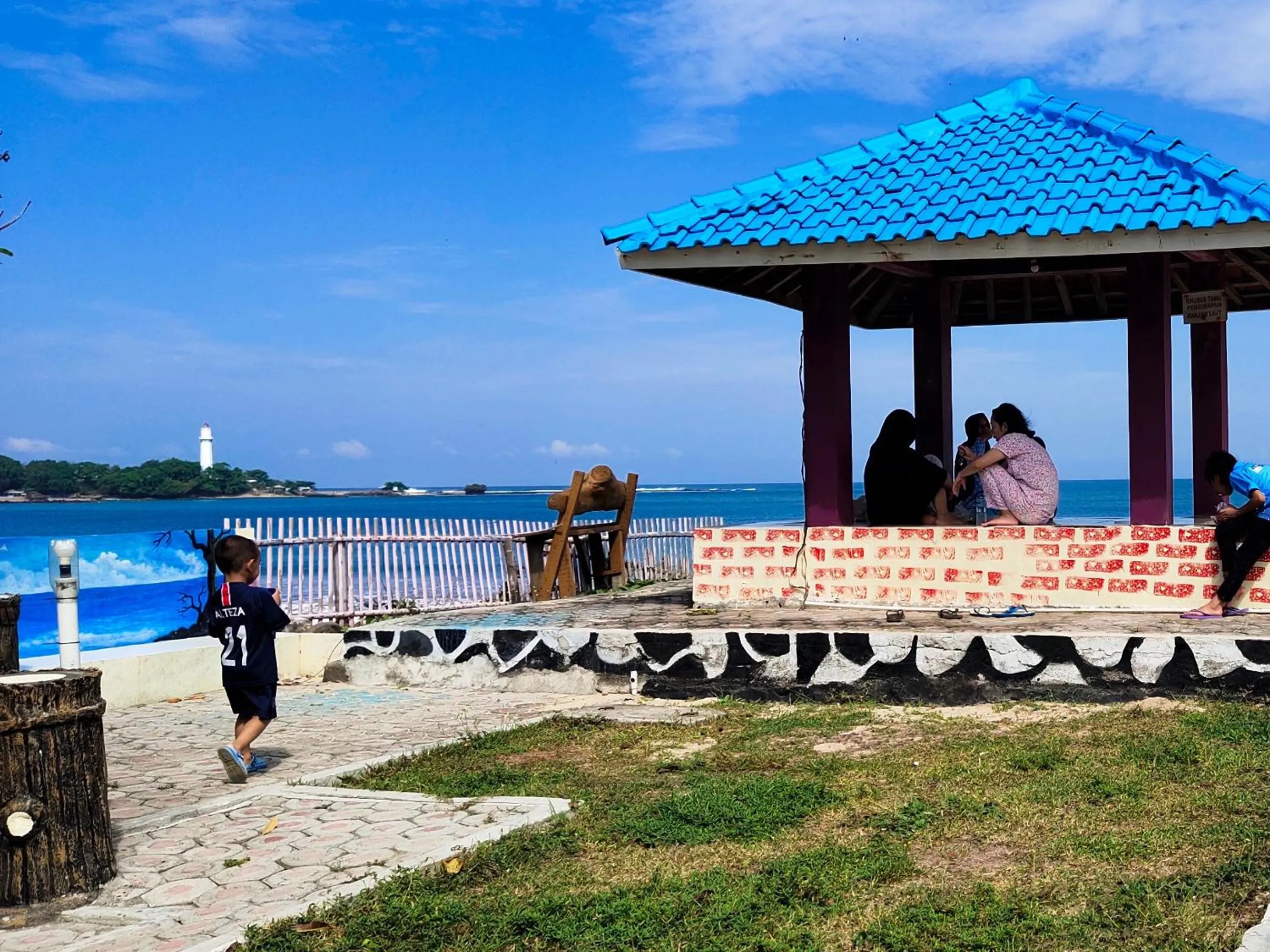 Children play ground in penginapan karanglaut santolo