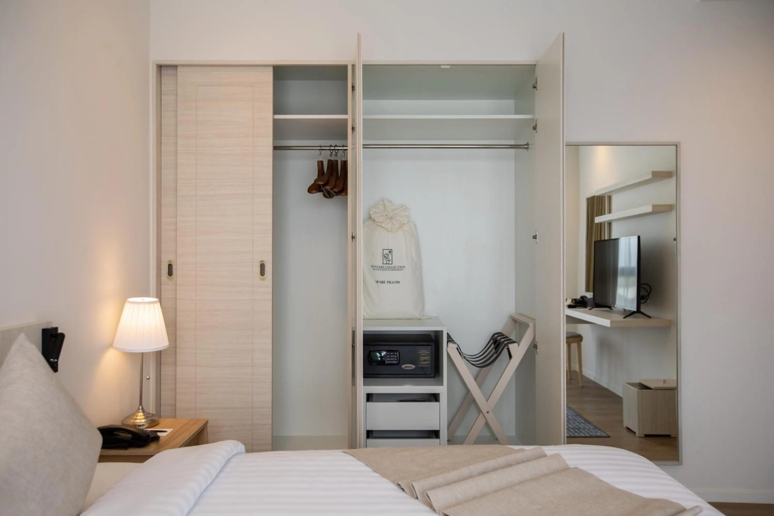 Bed in Kantary Hotel Banchang