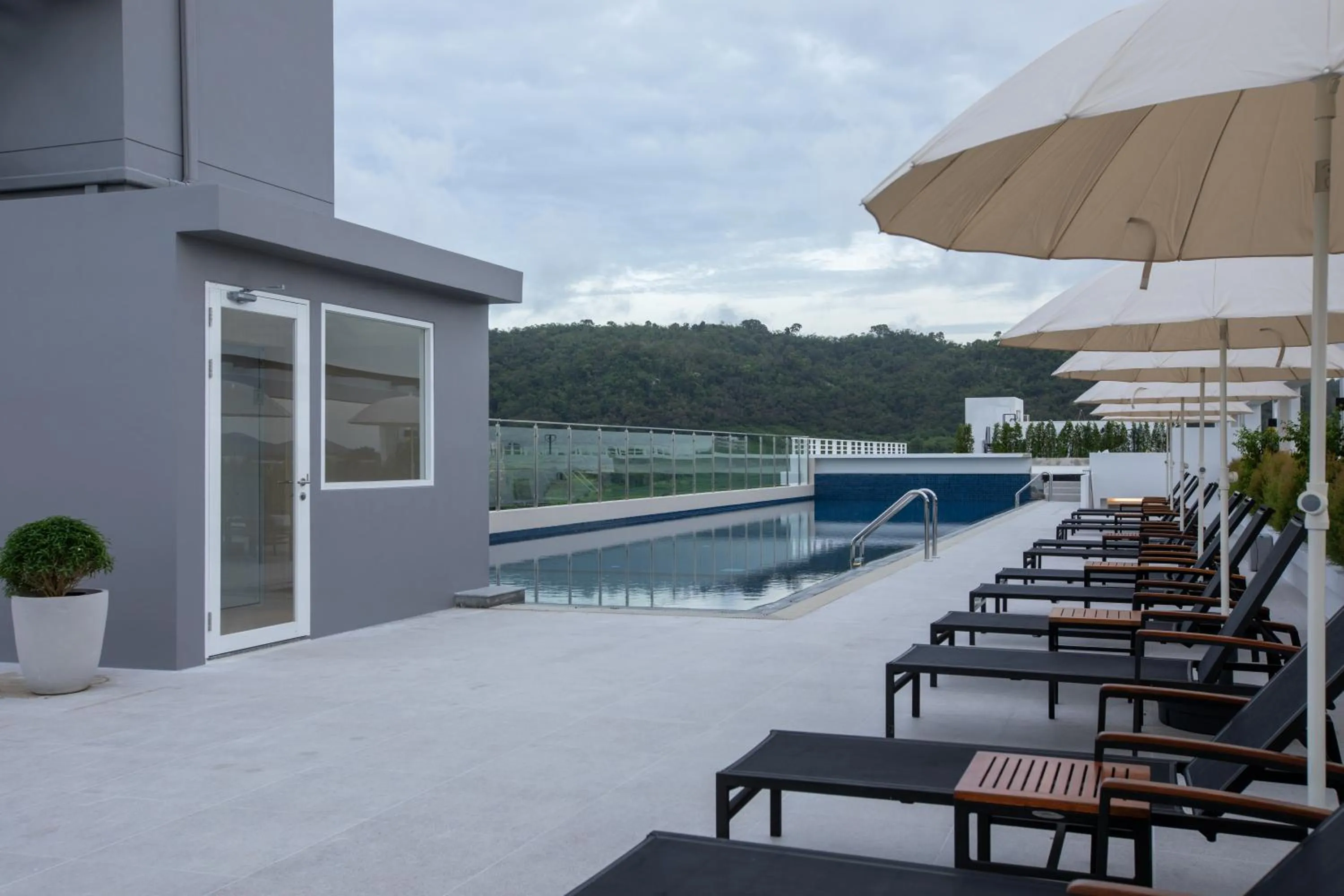 Pool view in Kantary Hotel Banchang