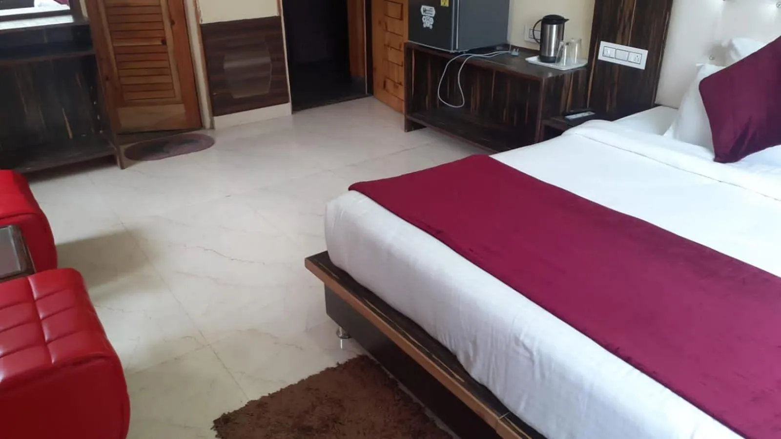 Bedroom, Bed in Vella Marina Group of Hotels Mount-Hotels Best Prices Guaranteed with Deals- Free Parking-cricket stadium 10 km-Mcleodganj 2 km- Bhagsunag 4 km