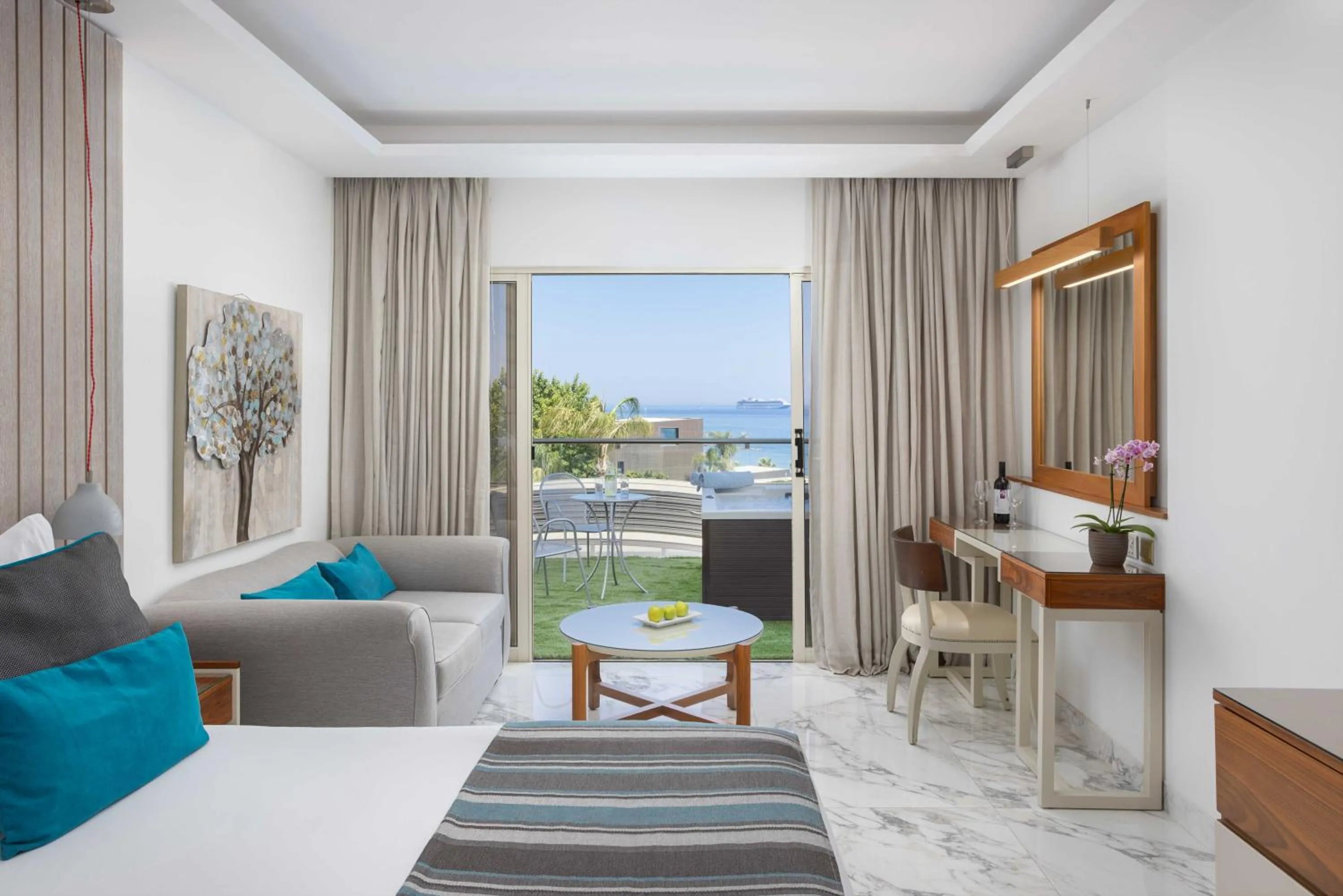 Seating area in Atlantica Bay - Adults Only