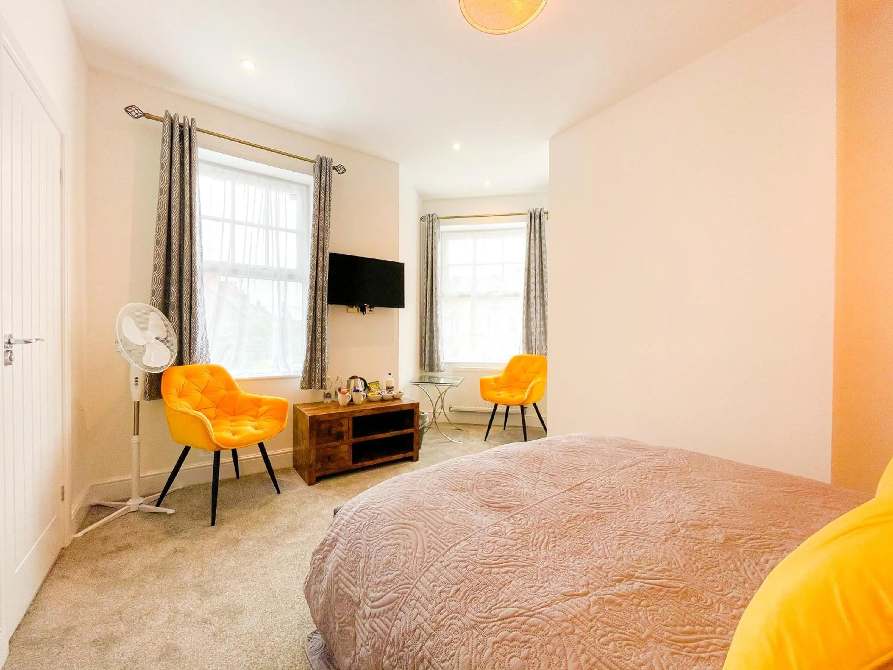 Bed in Ashfield Boutique Stays