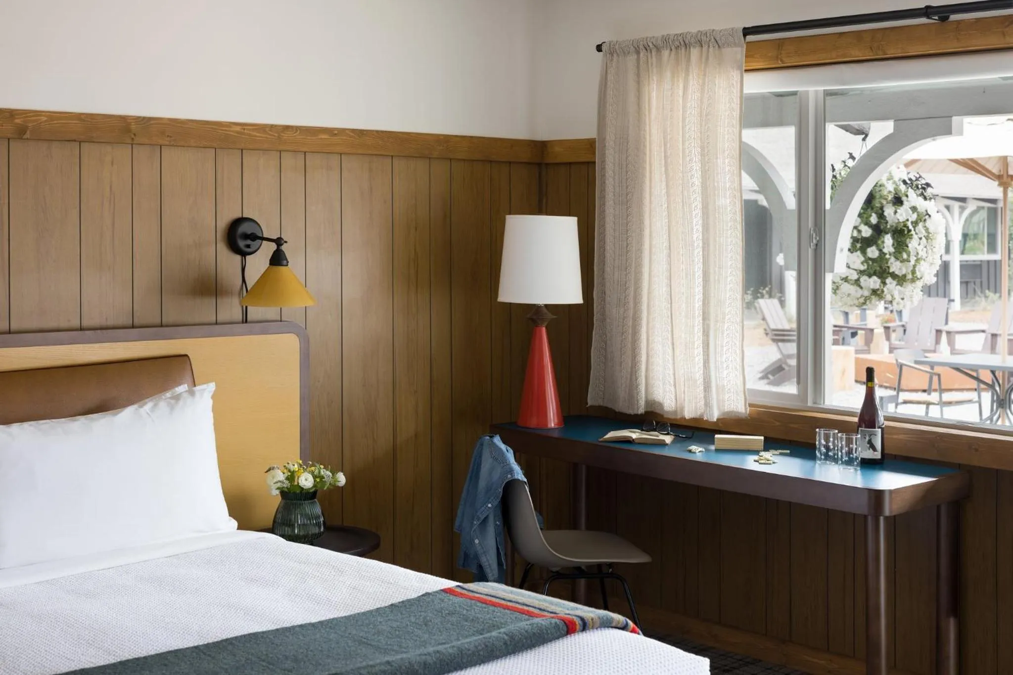 Activities, Bed in The Virginian Lodge