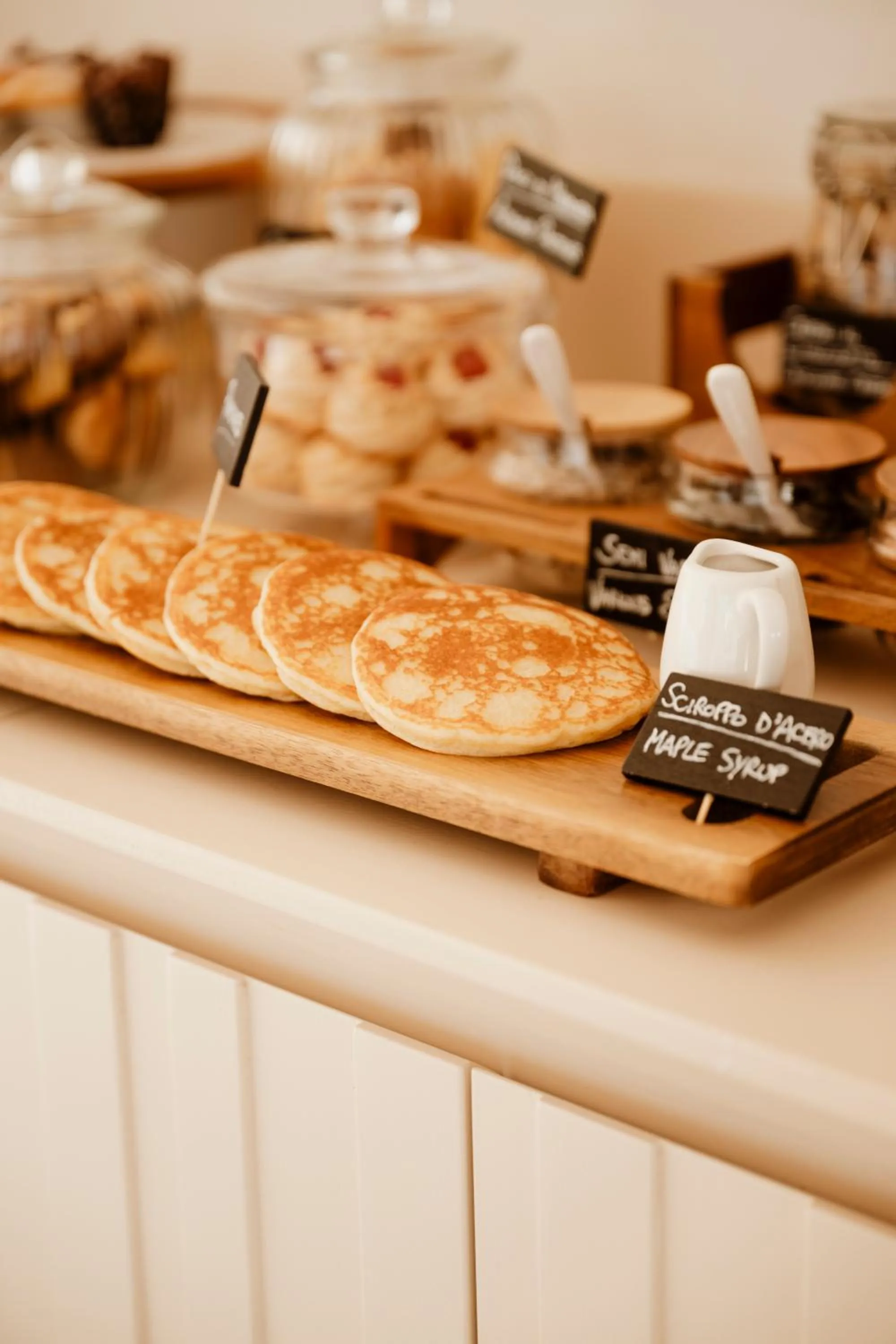 Breakfast in BAYIT Charming Place