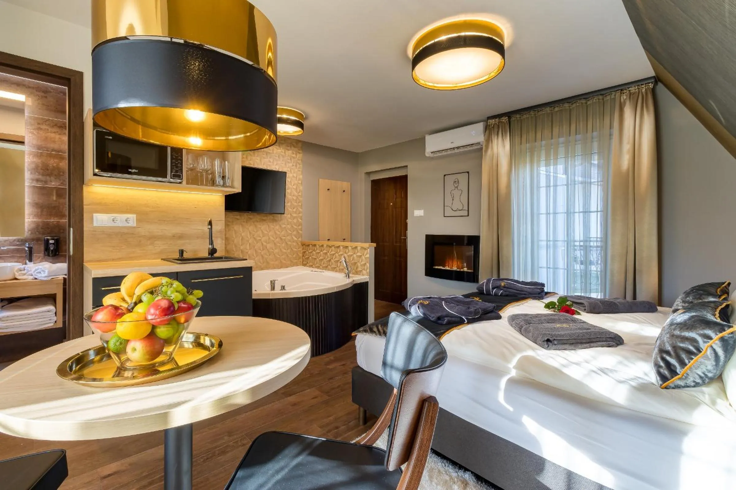 Photo of the whole room in Love and Dream Élményvilla