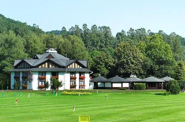 Golfcourse in Landhotel Naafs-Häuschen