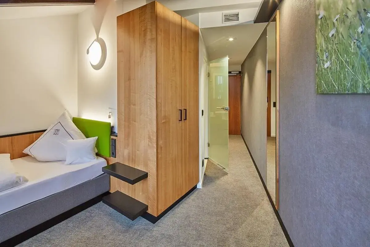 Single Room in Landhotel Naafs-Häuschen Single Room in Landhotel Naafs-Häuschen