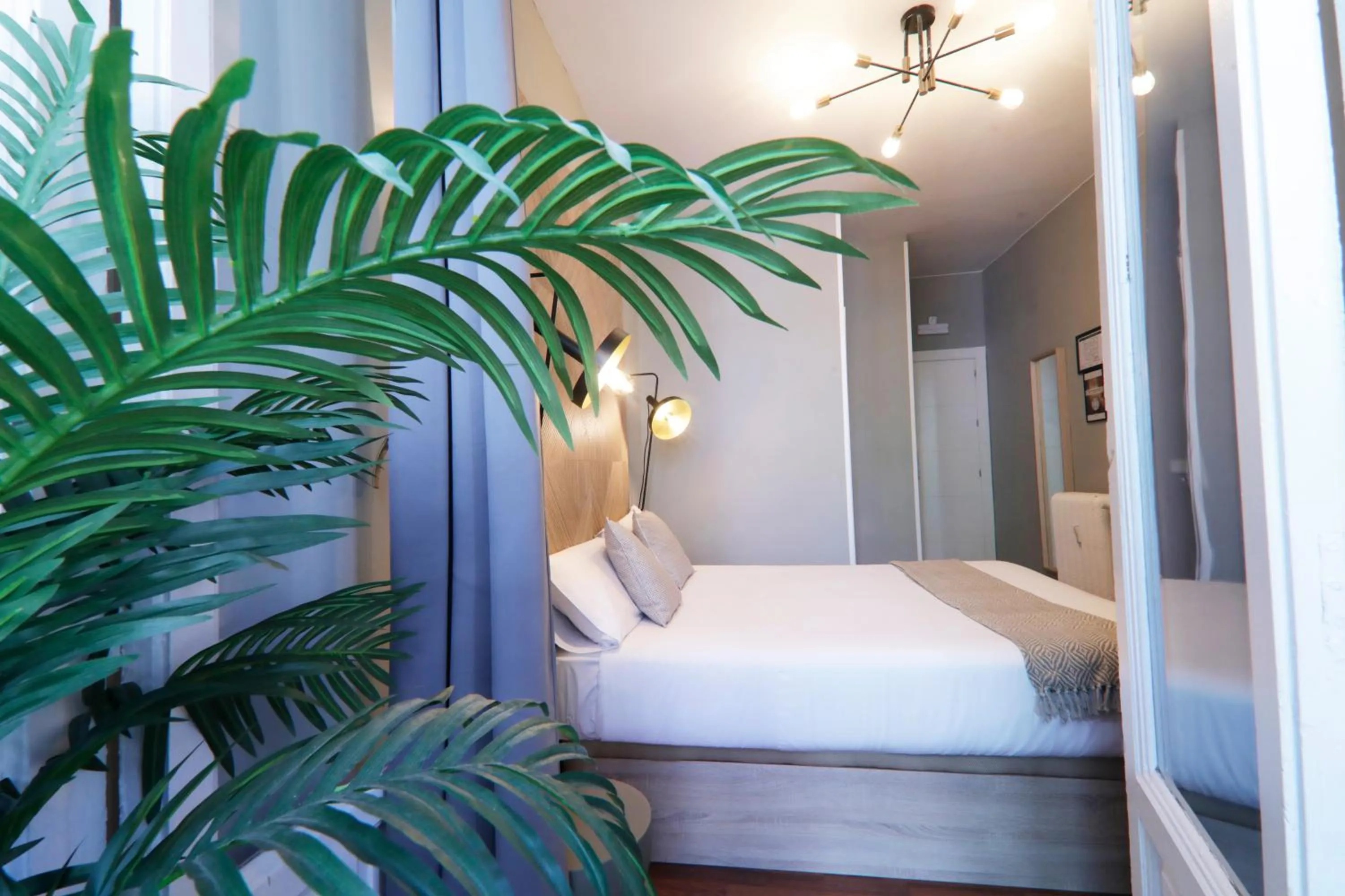 Bed in SUITES YOU Gran Vía