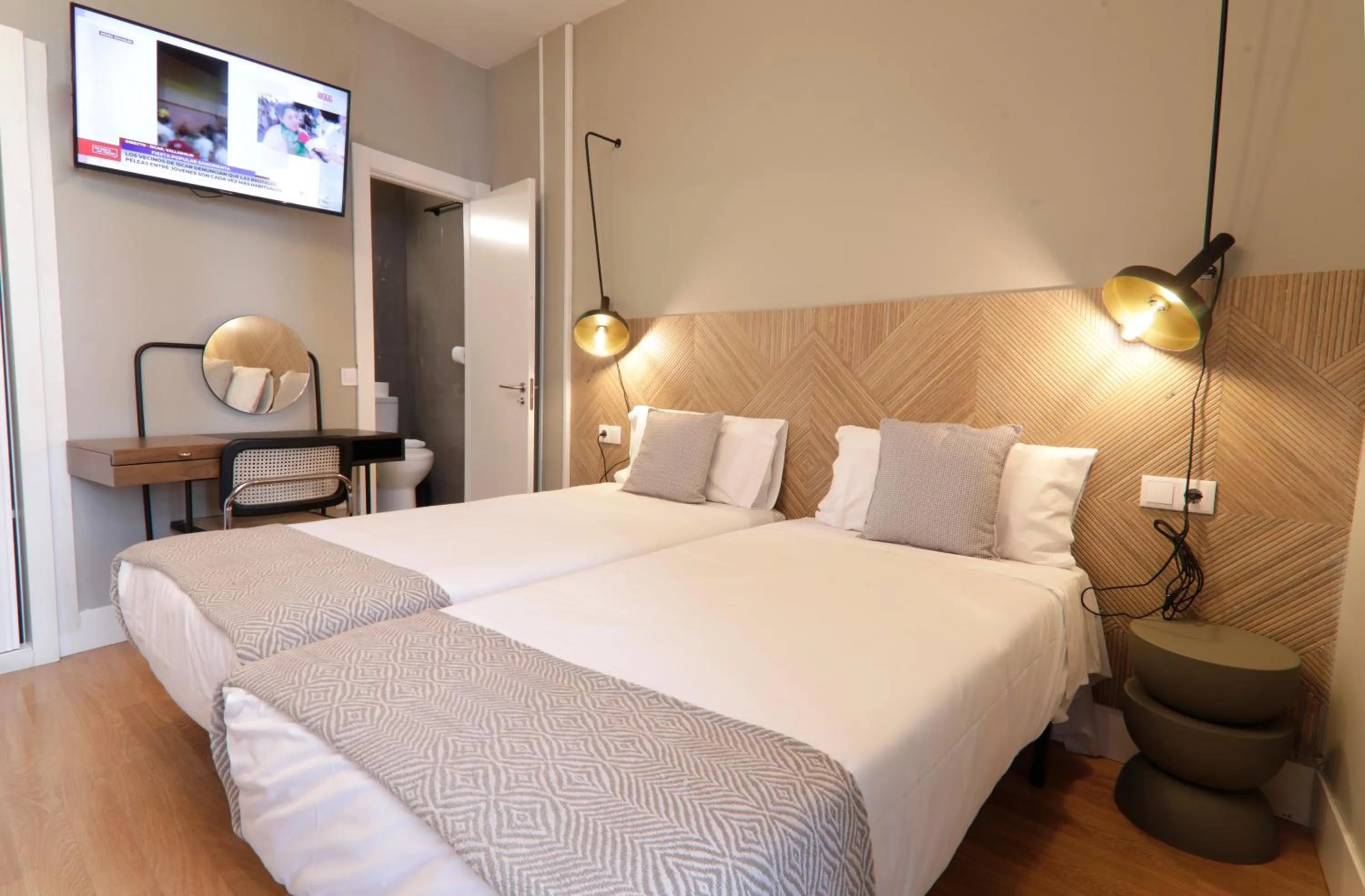 Bed in SUITES YOU Gran Vía