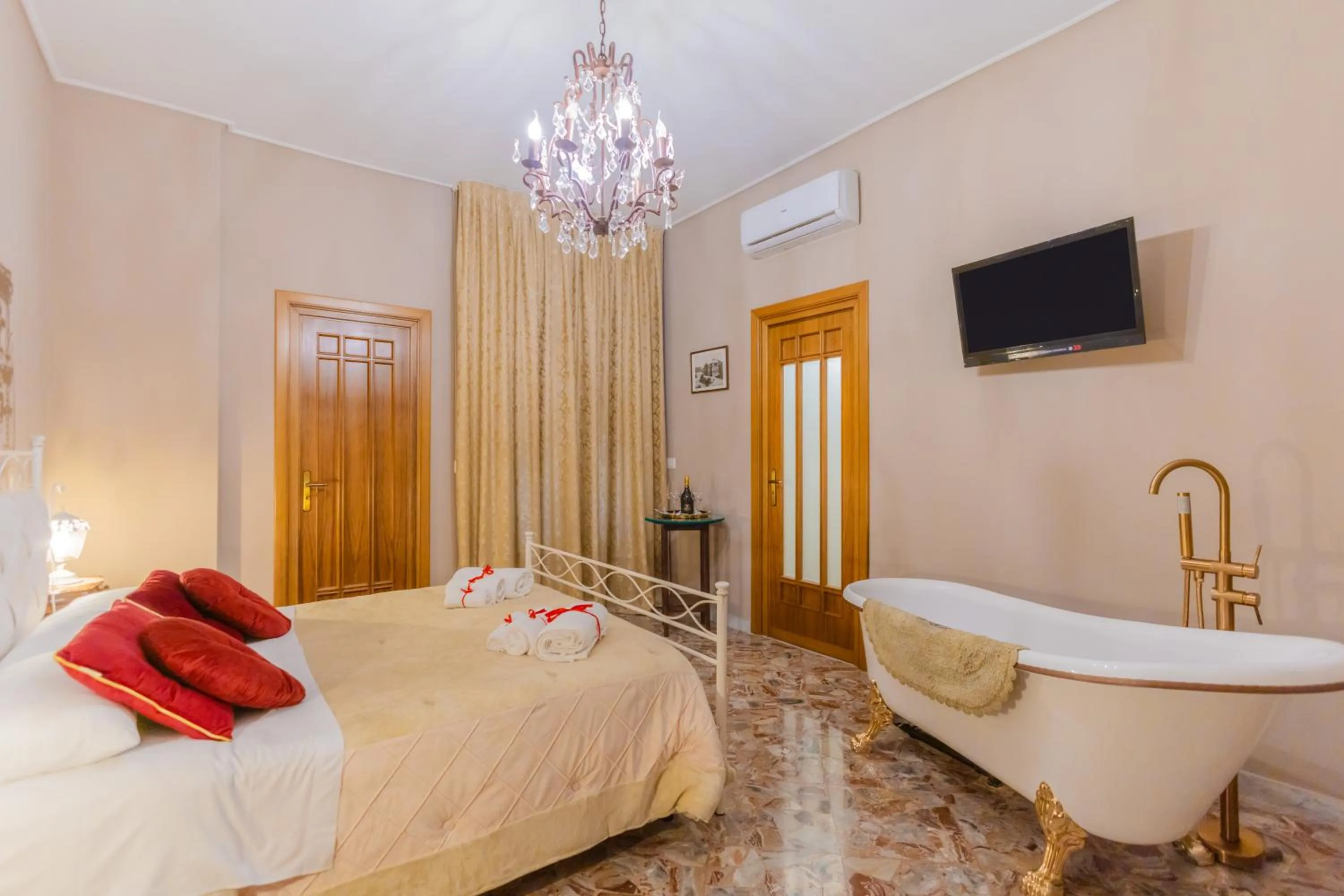 Bed in Bari Antica Boutique B&B