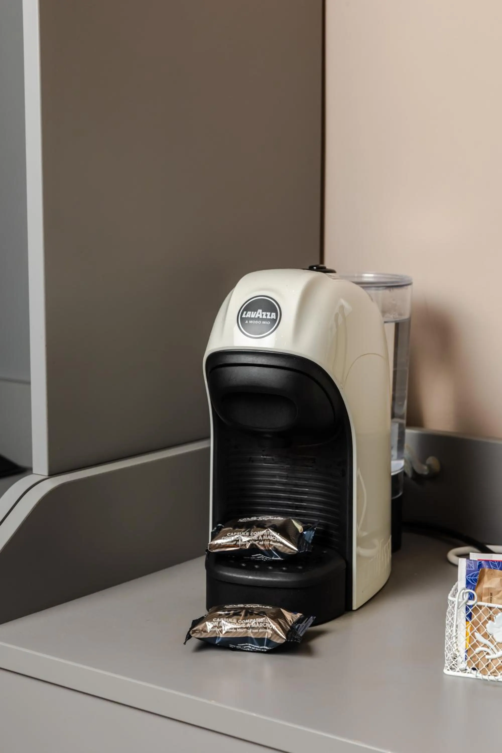 Coffee/tea facilities in Bari Antica Boutique B&B