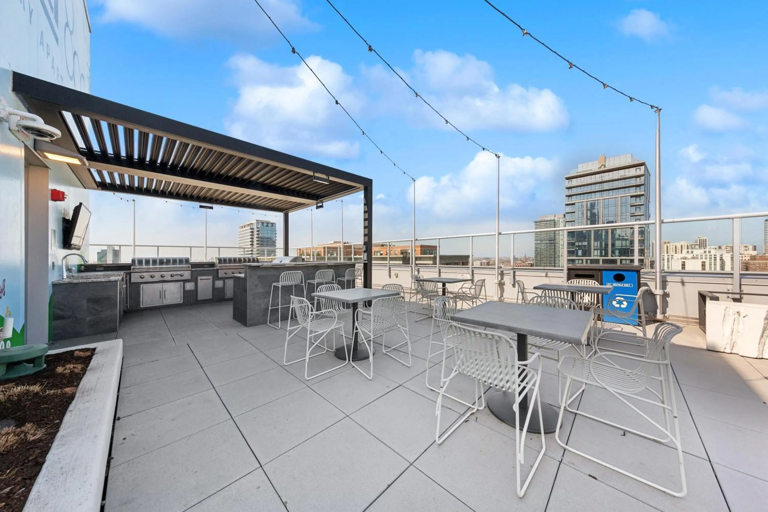 BBQ facilities in Kasa River North Chicago