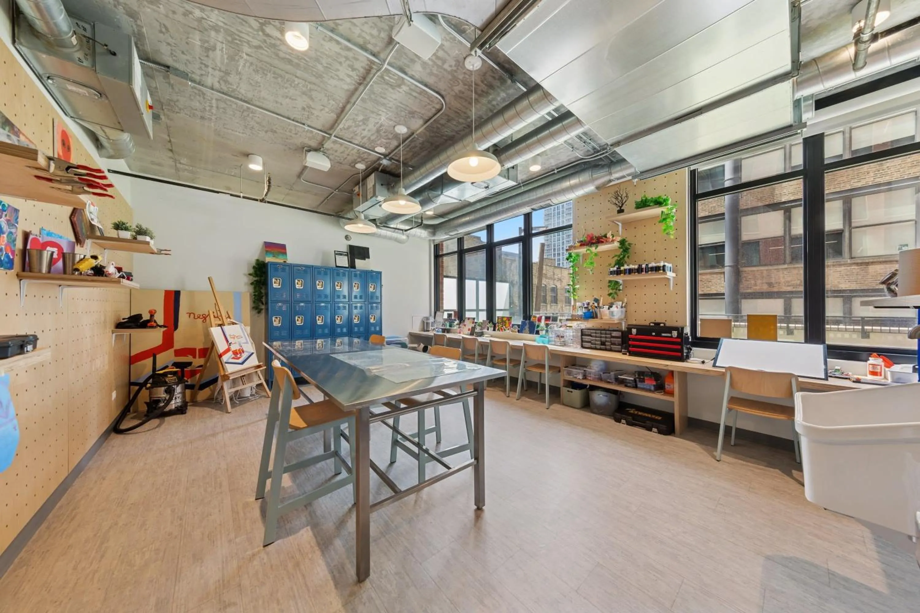 Area and facilities in Kasa River North Chicago