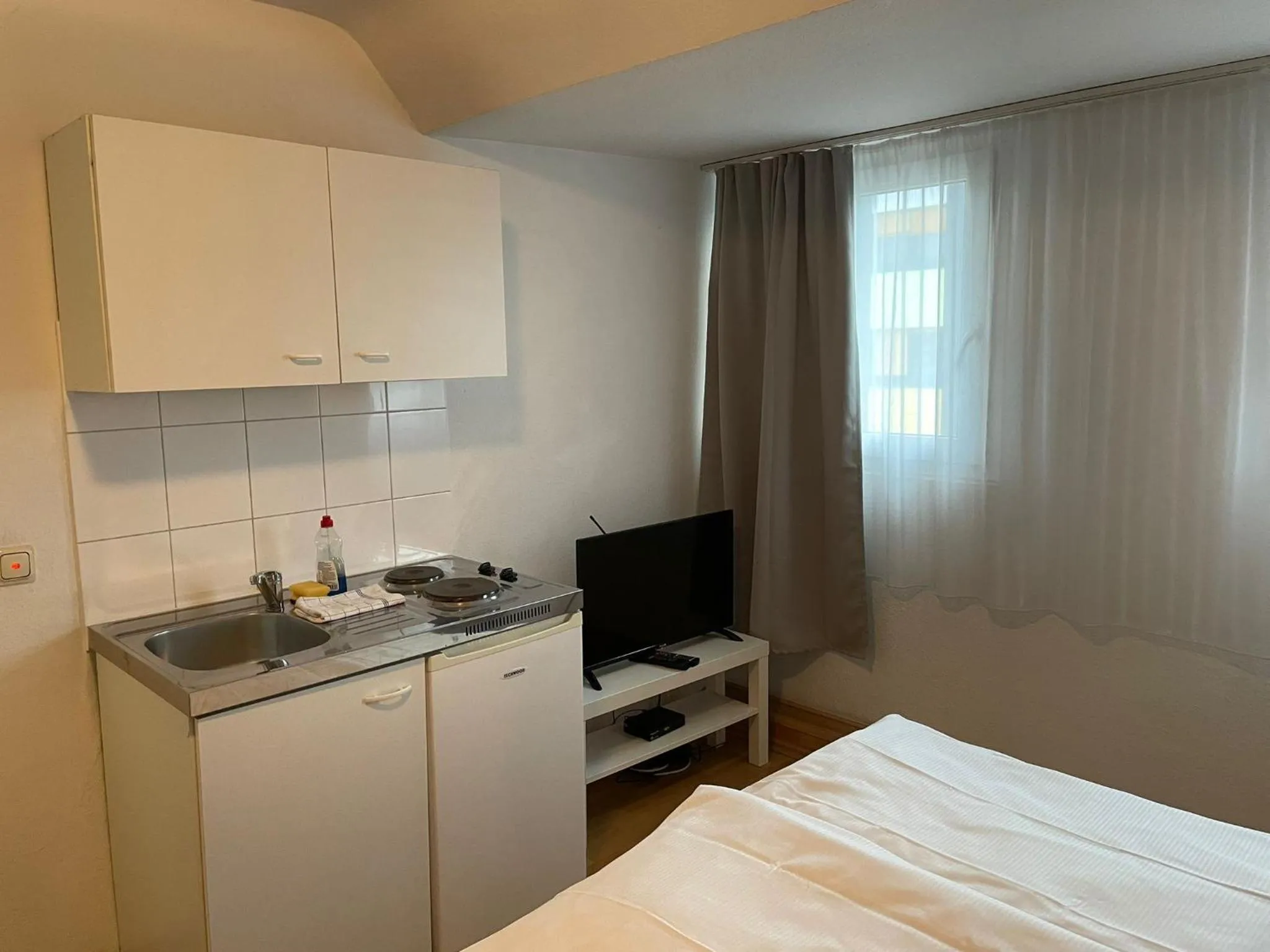 TV and multimedia, Bed in Hotel Westend