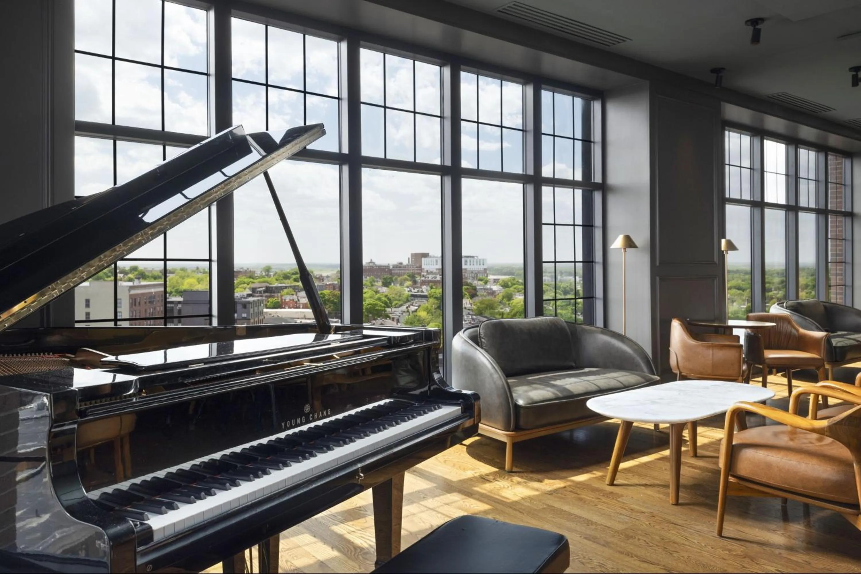 Lounge or bar in The Westin Portland Harborview