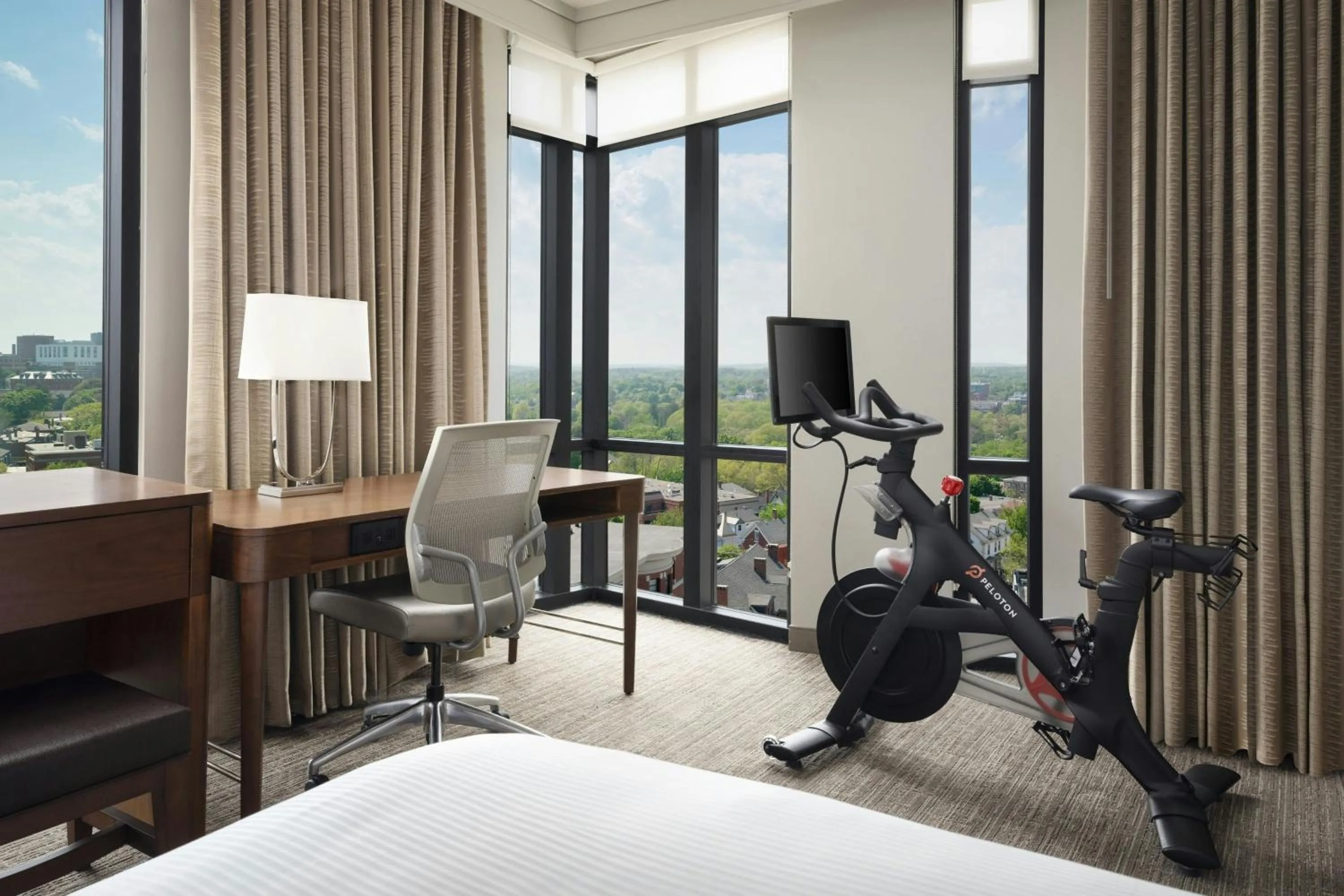 Photo of the whole room in The Westin Portland Harborview