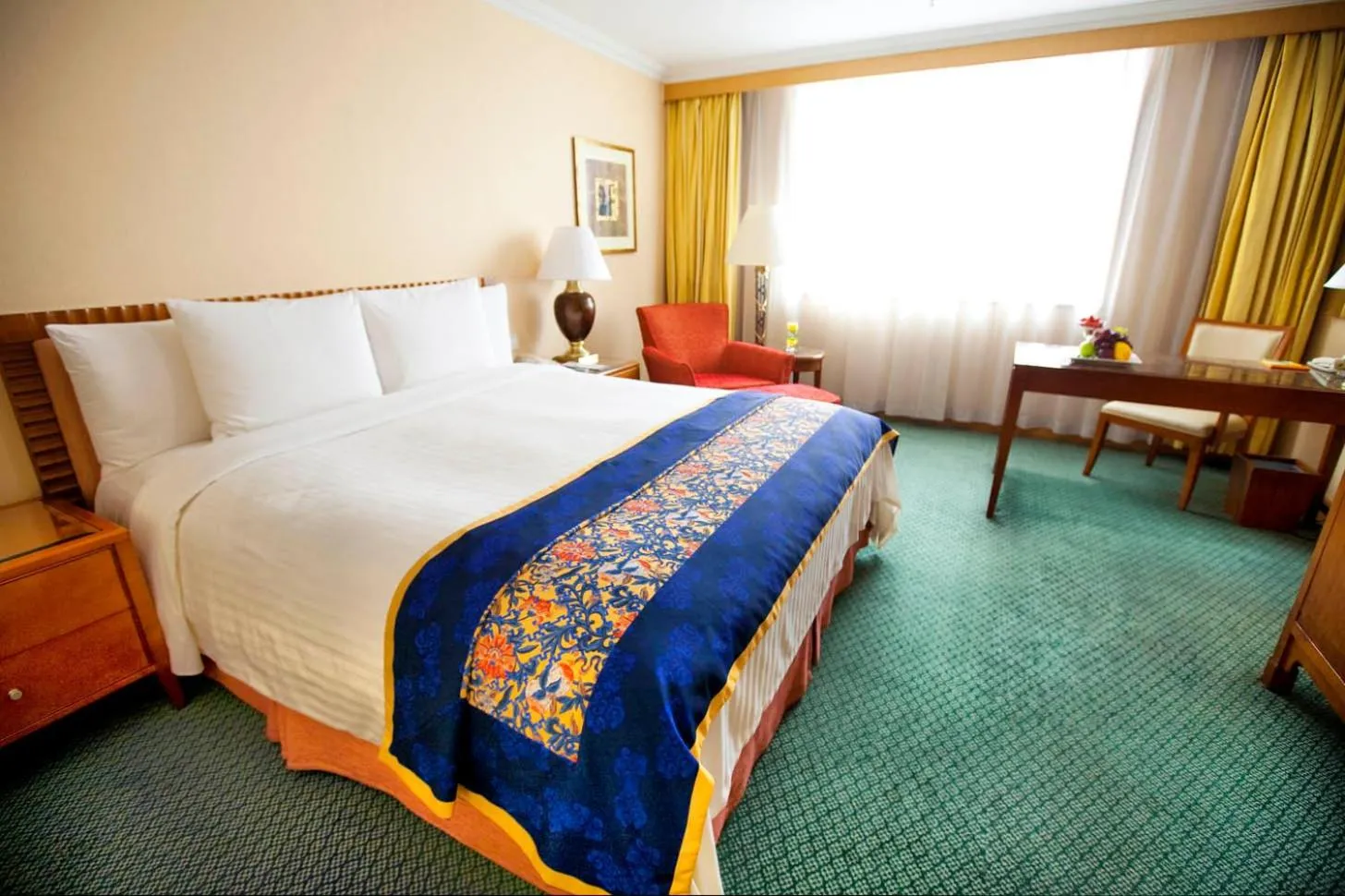 Bedroom in Courtyard By Marriott Shanghai Pudong