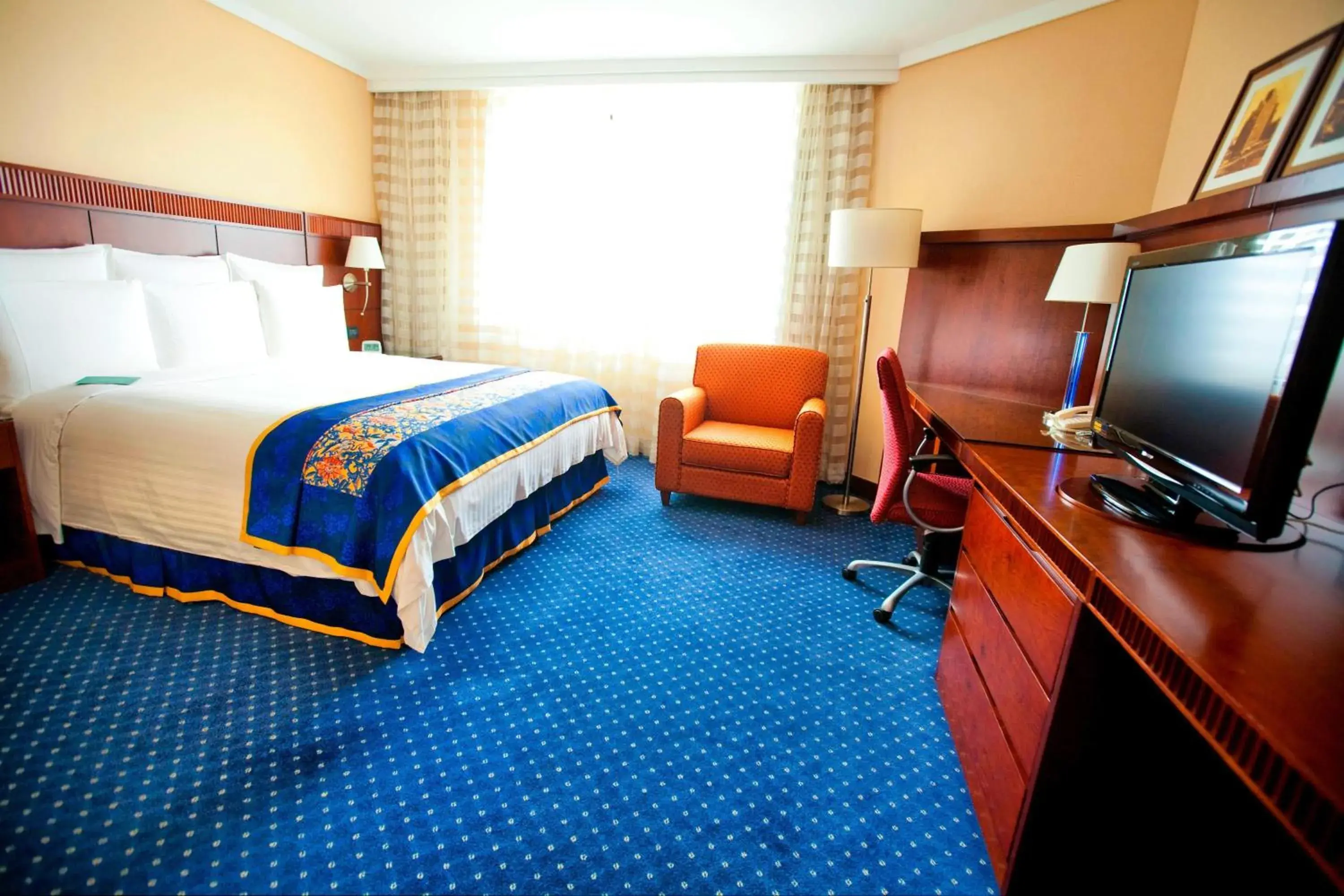 Junior Suite, Executive level, Suite, 1 King in Courtyard By Marriott Shanghai Pudong Junior Suite, Executive level, Suite, 1 King in Courtyard By Marriott Shanghai Pudong