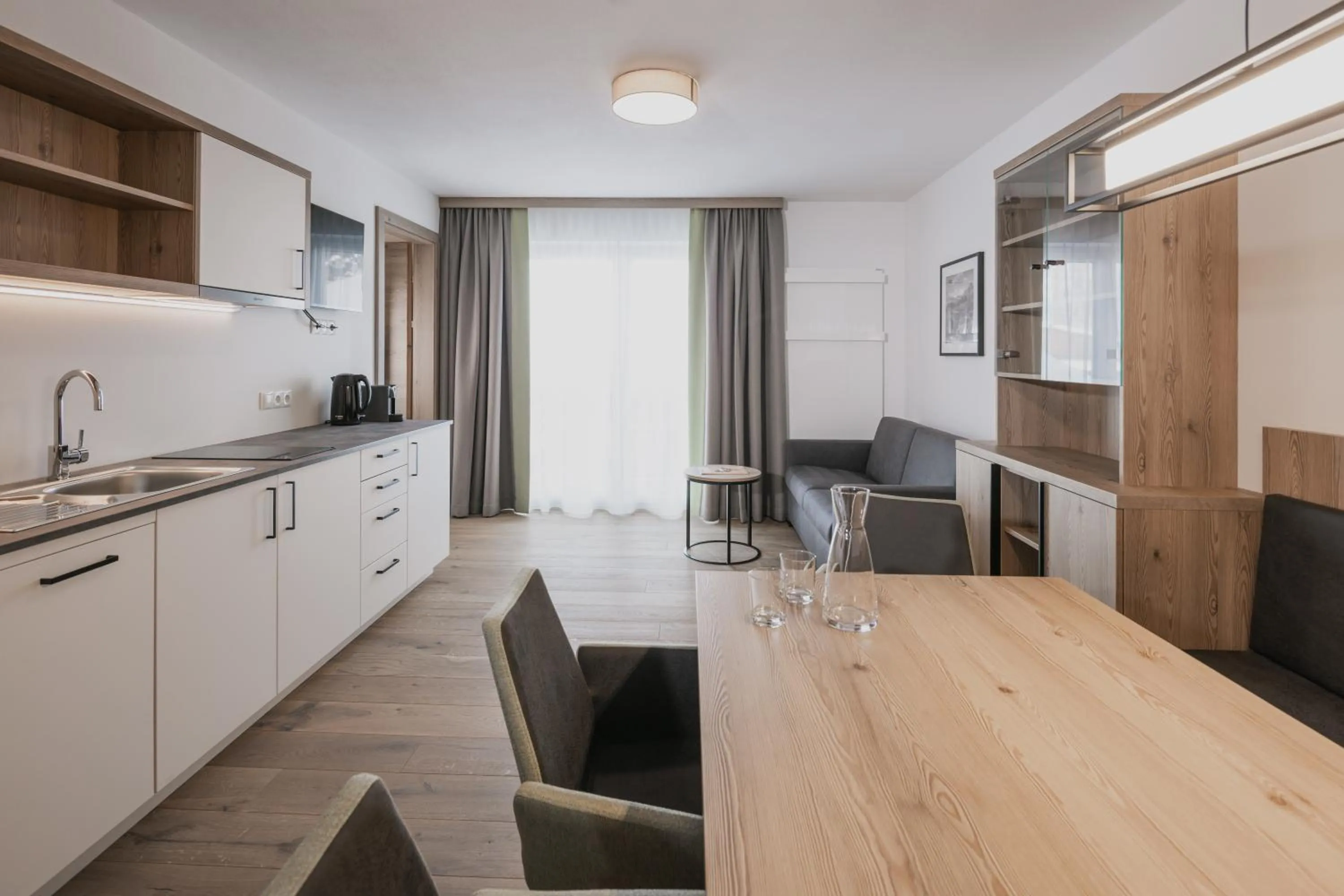 Kitchen or kitchenette in FIRSTpeak Zauchensee