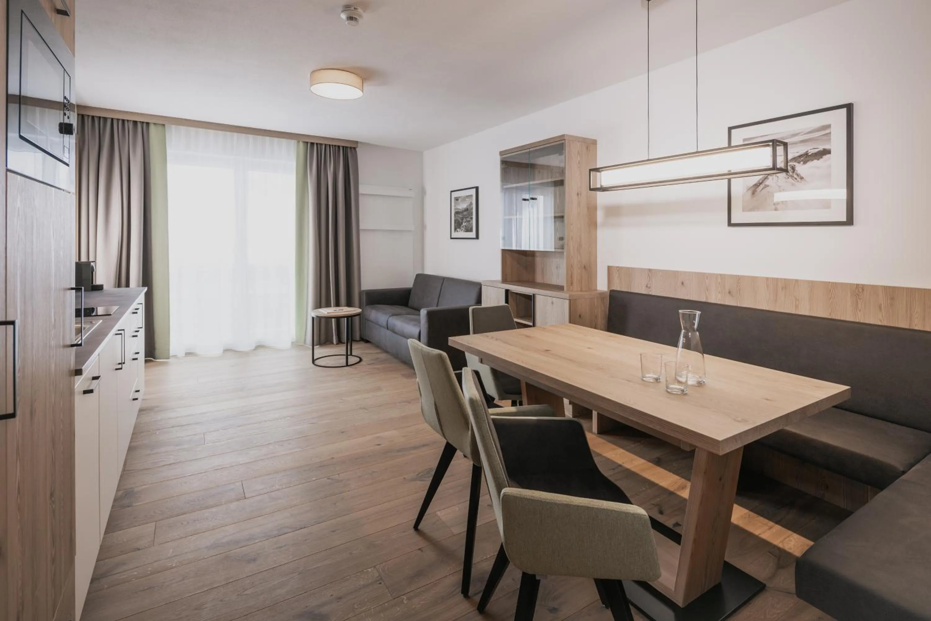 Kitchen or kitchenette in FIRSTpeak Zauchensee