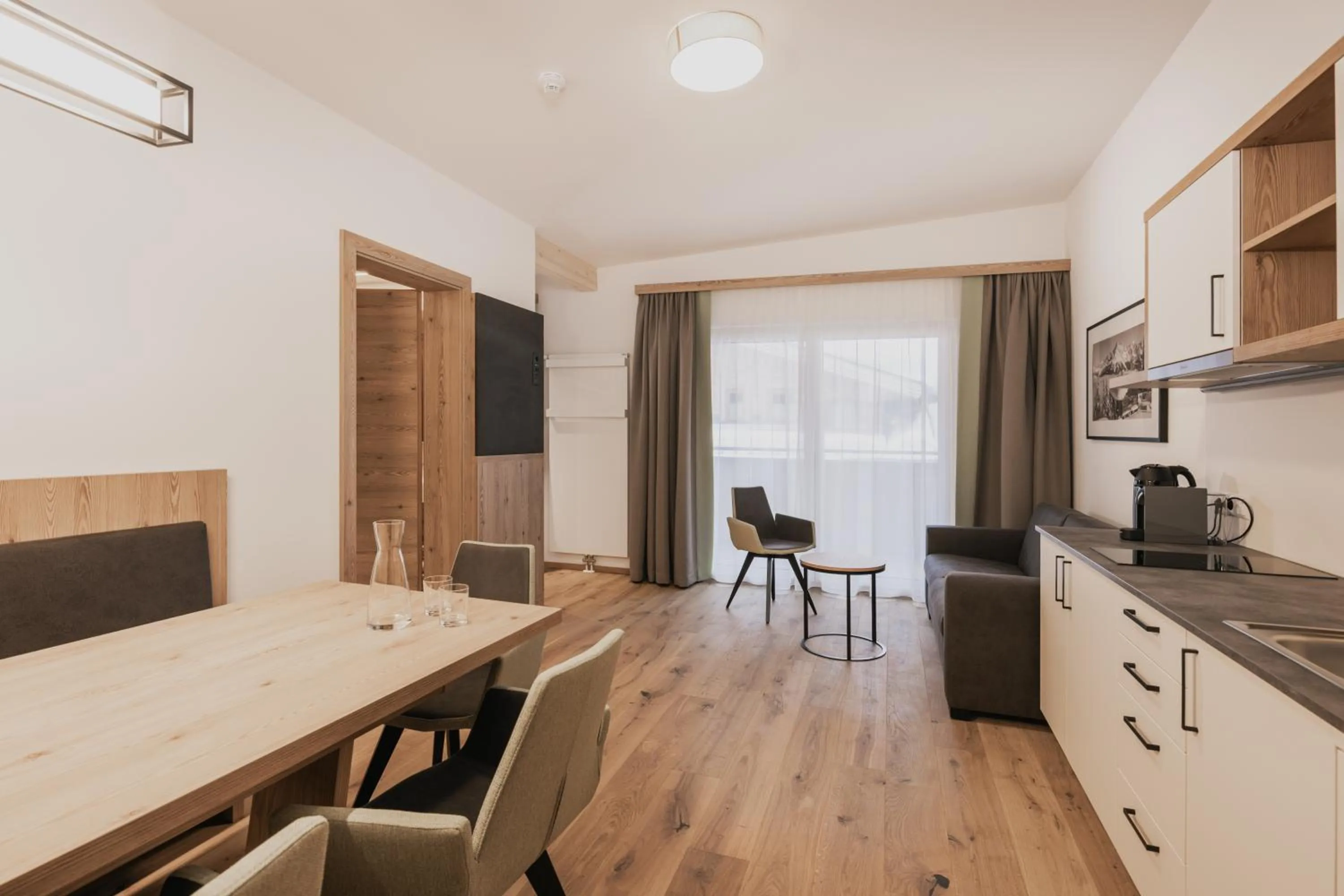 Kitchen or kitchenette in FIRSTpeak Zauchensee