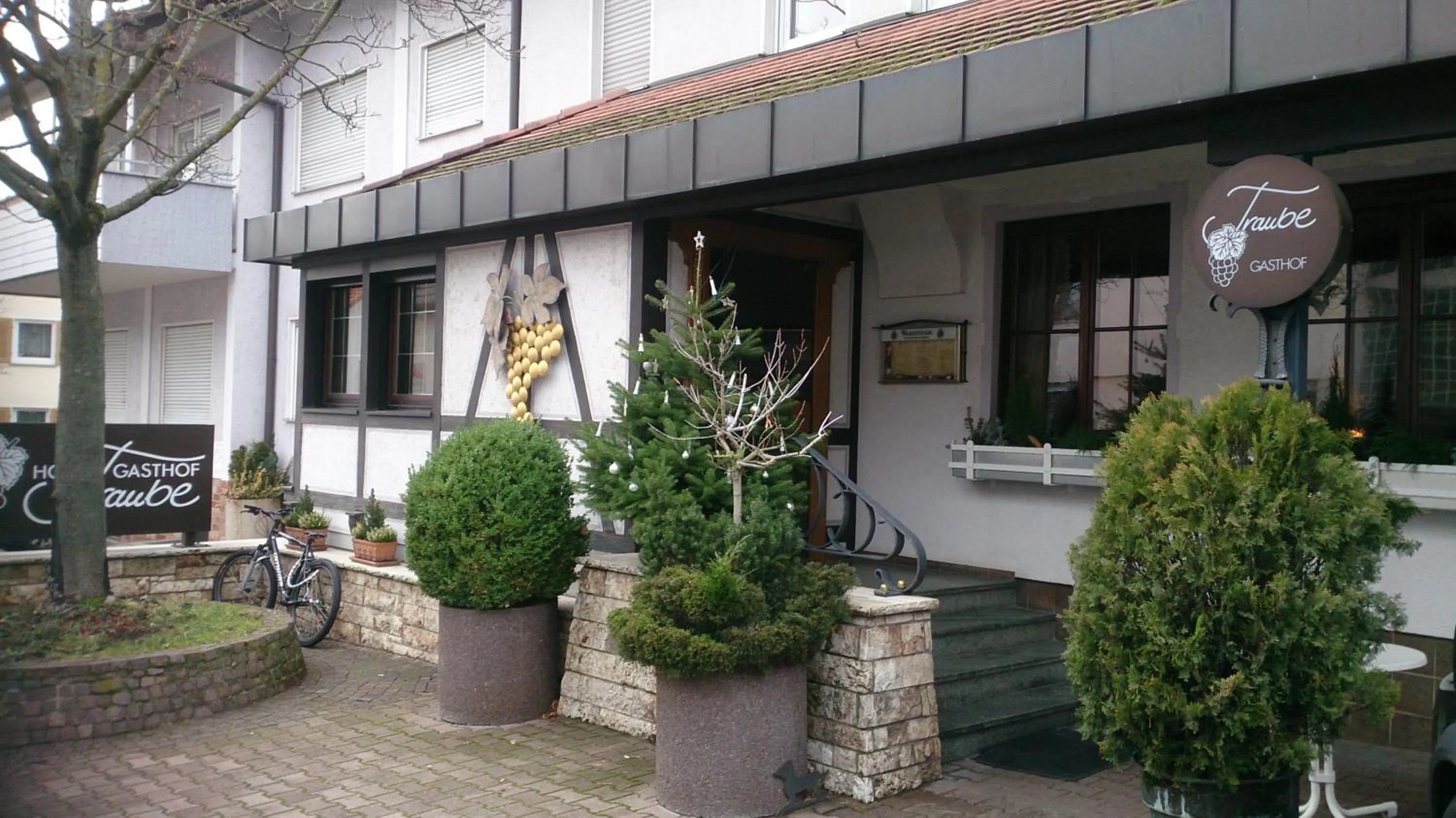 Facade/entrance in Hotel Gasthof Traube