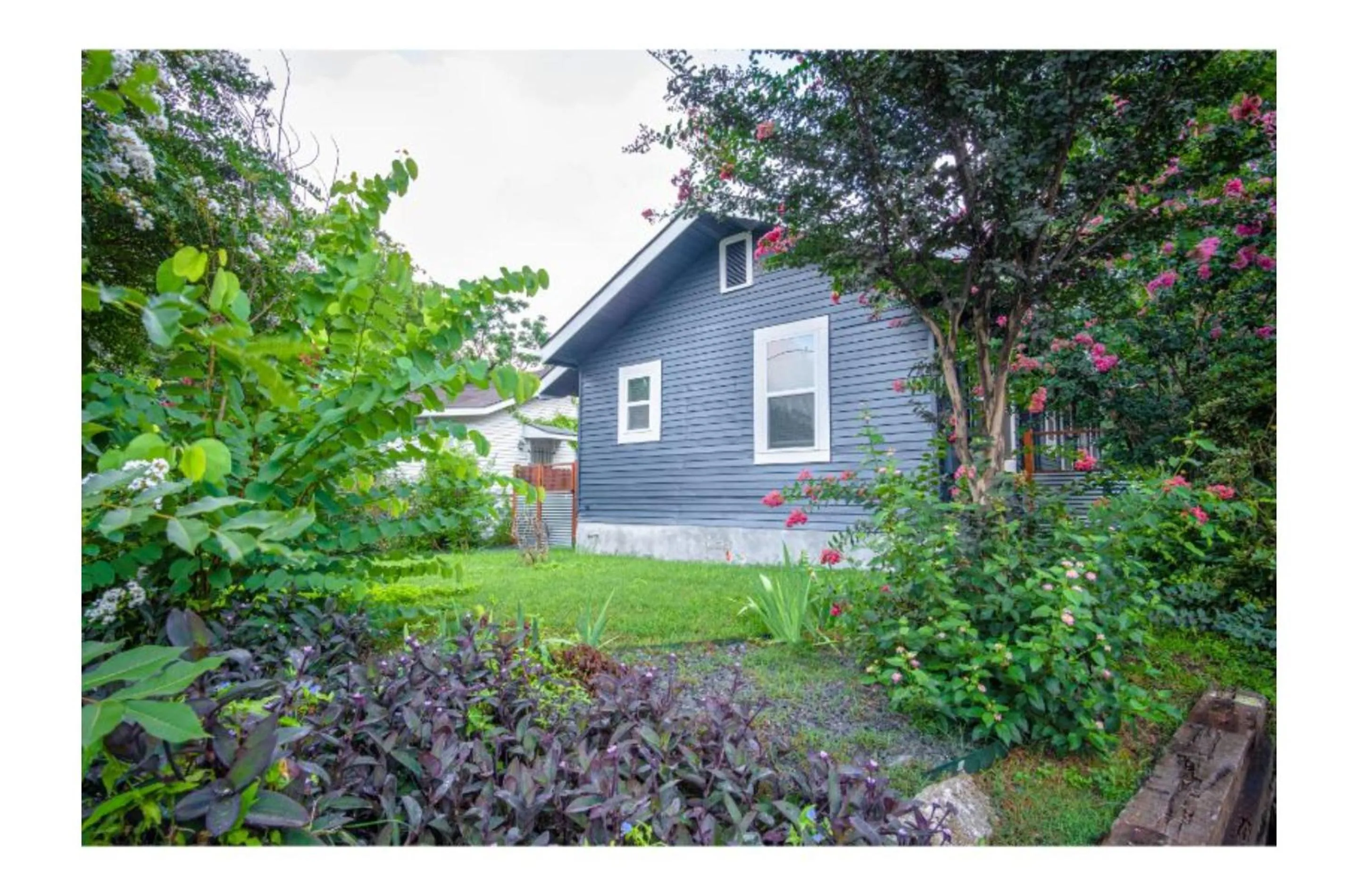 Property building in Remodeled Modern 1BR1BA Apt Near Downtown, 5min Pearl