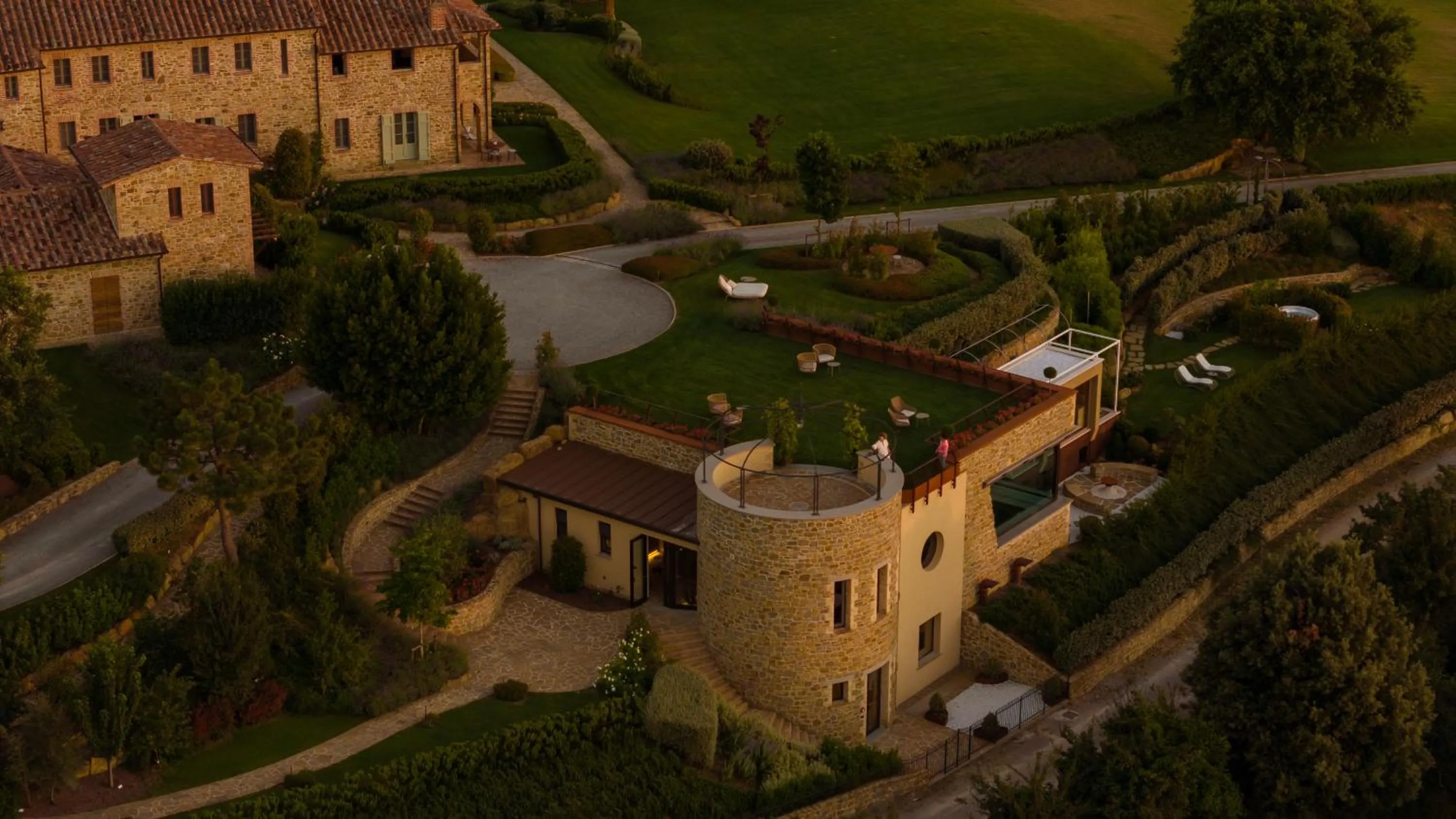 Property building in I Borghi dell'Eremo