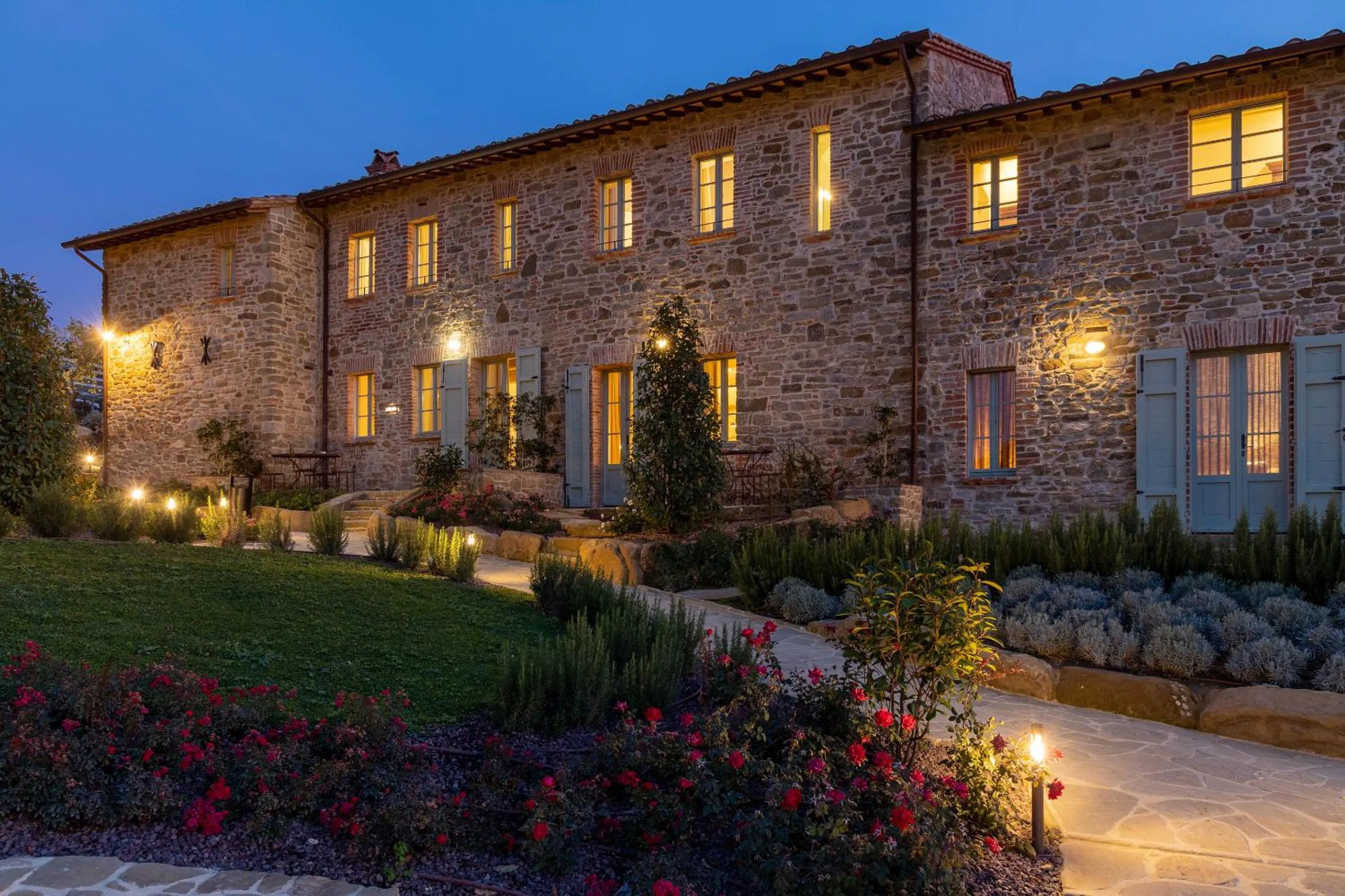 Property building in I Borghi dell'Eremo