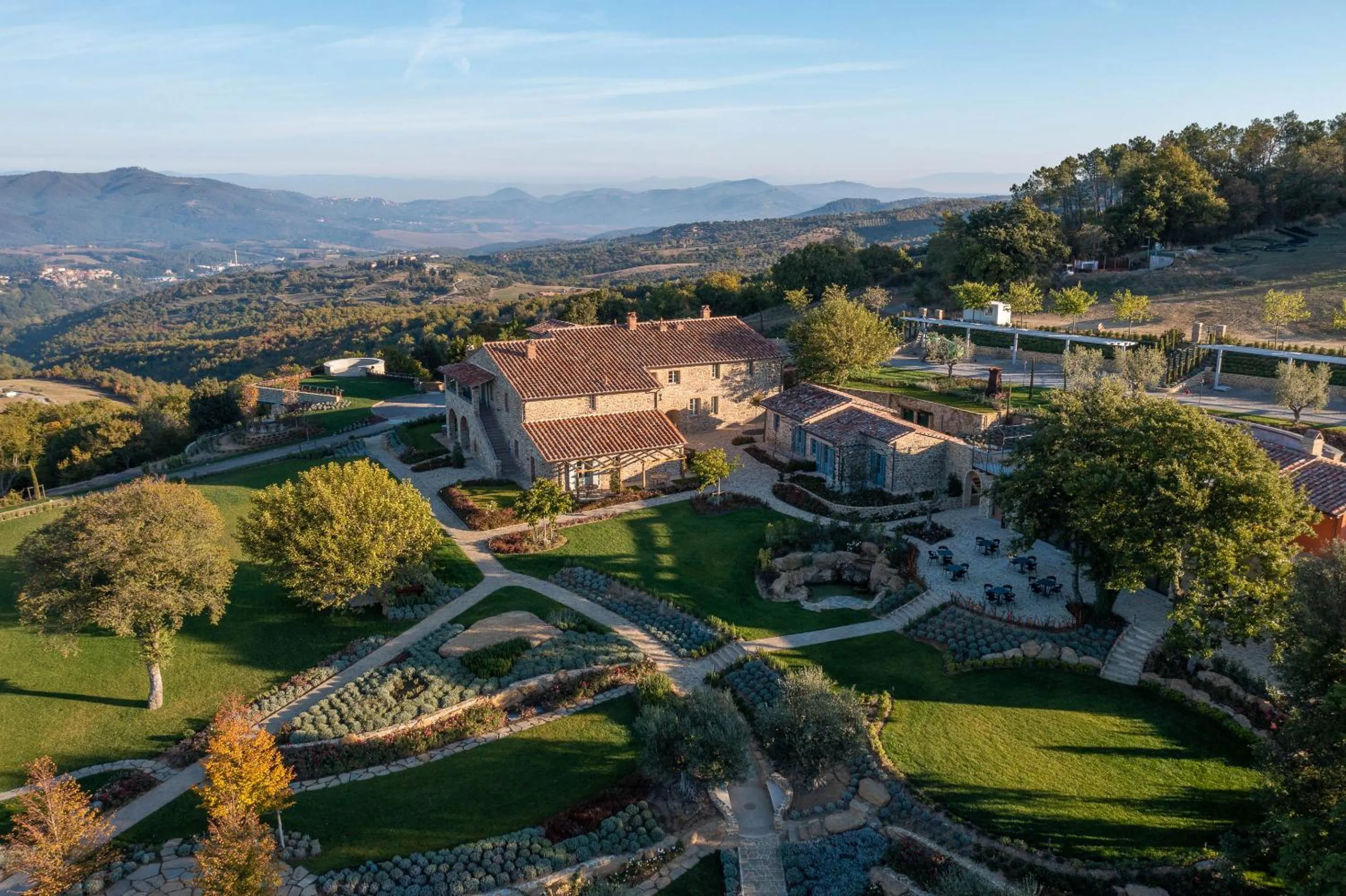 Bird's eye view in I Borghi dell'Eremo