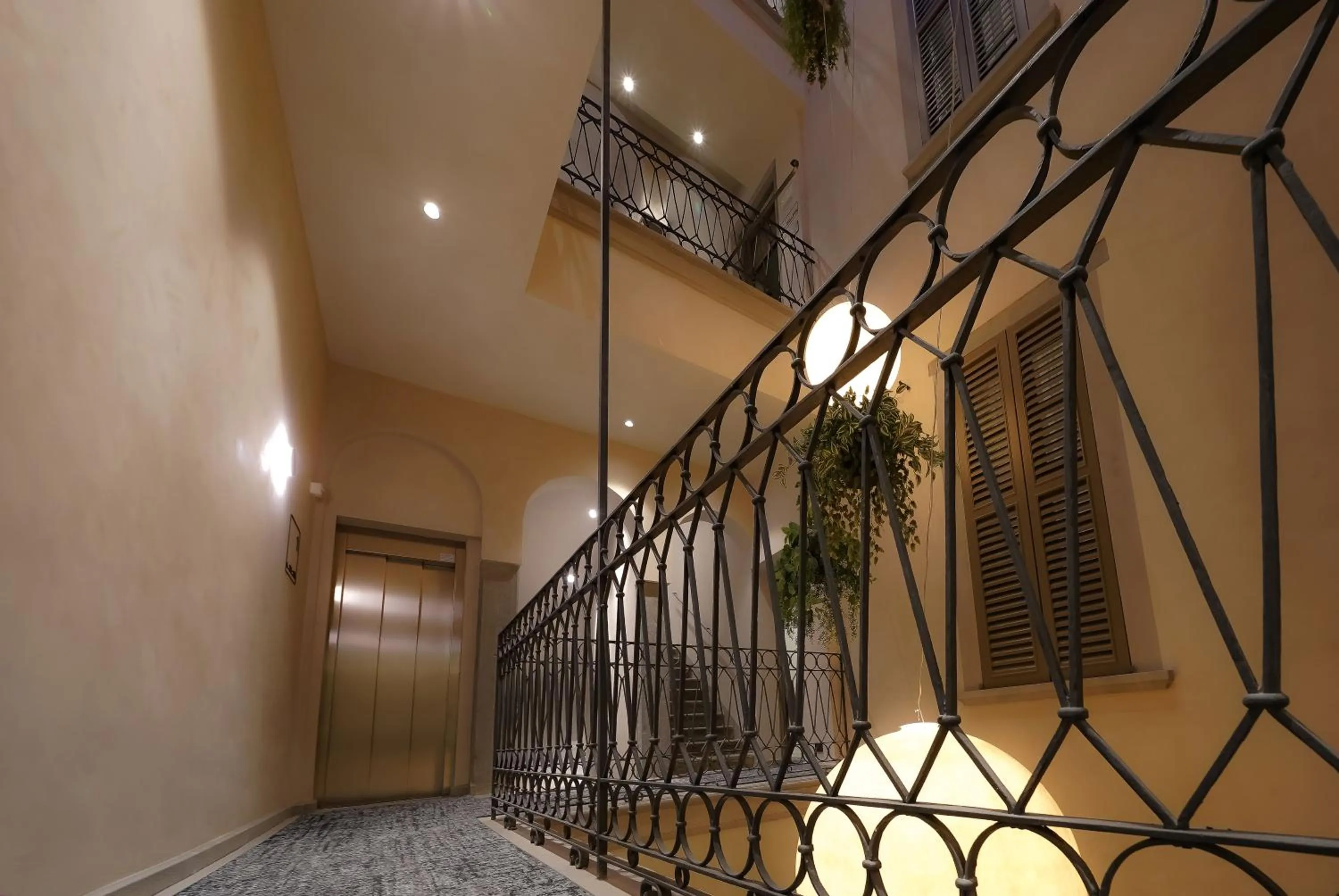 Decorative detail in Bergamo INN 21