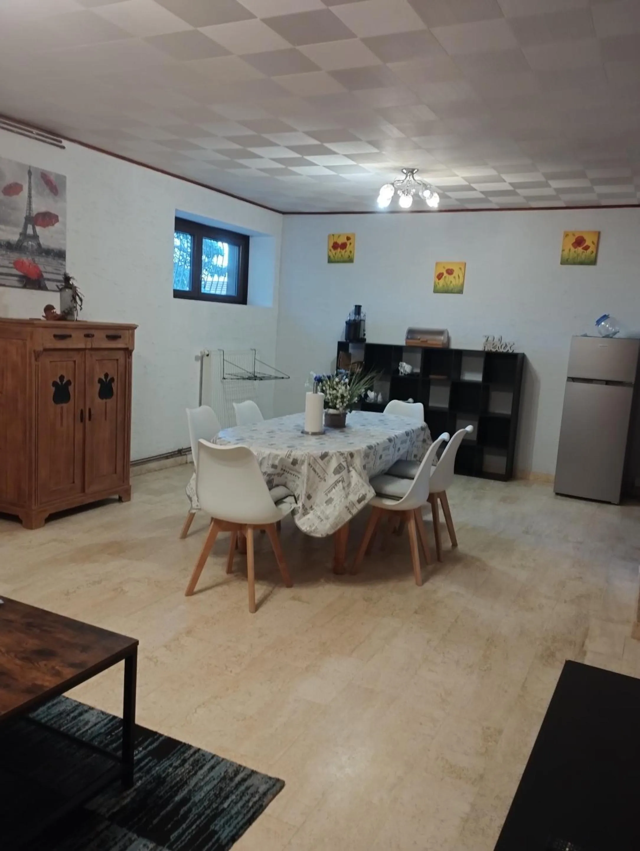 Dining area in La Maison de Heidi