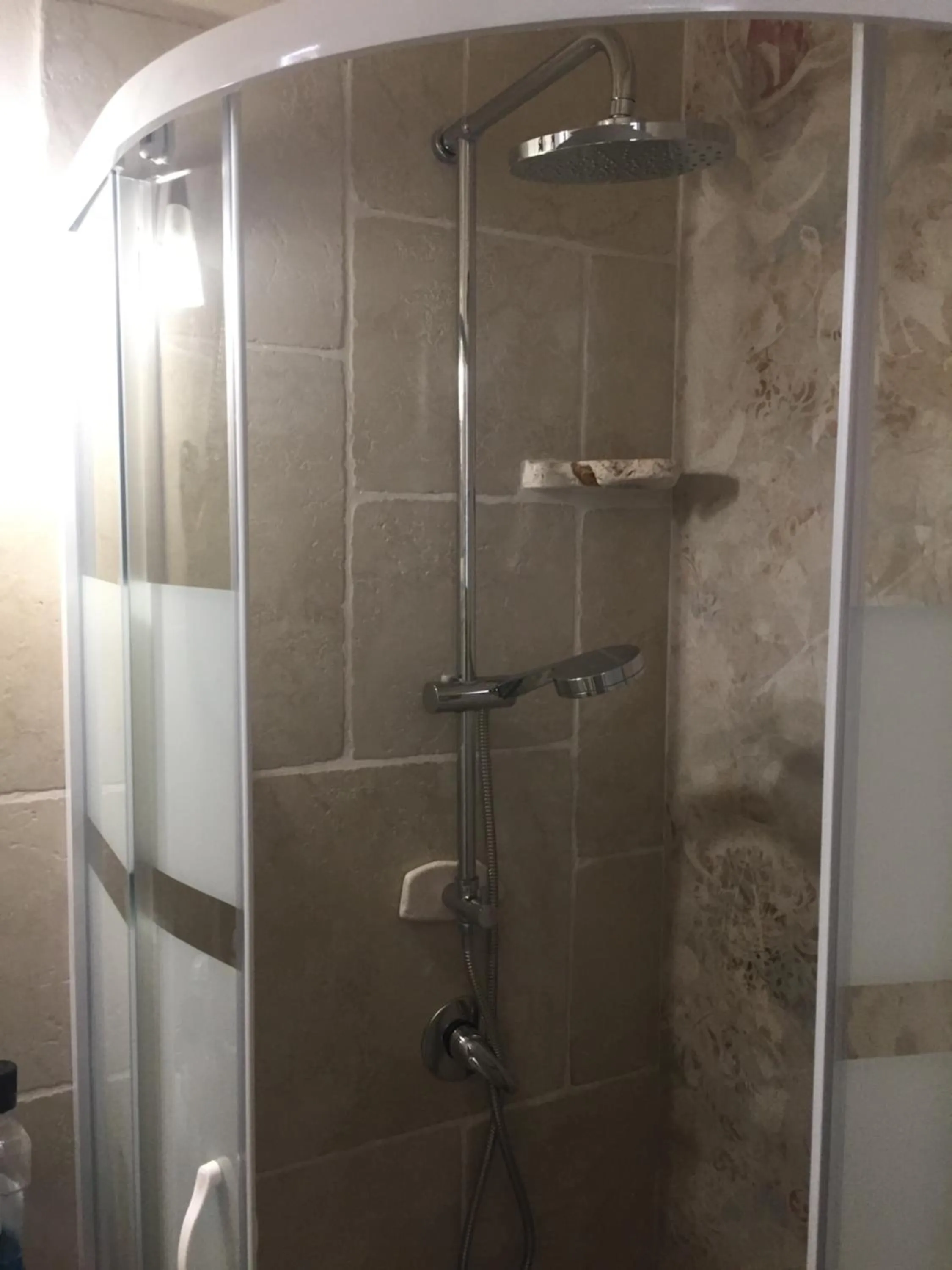 Shower in La Casetta di Greta