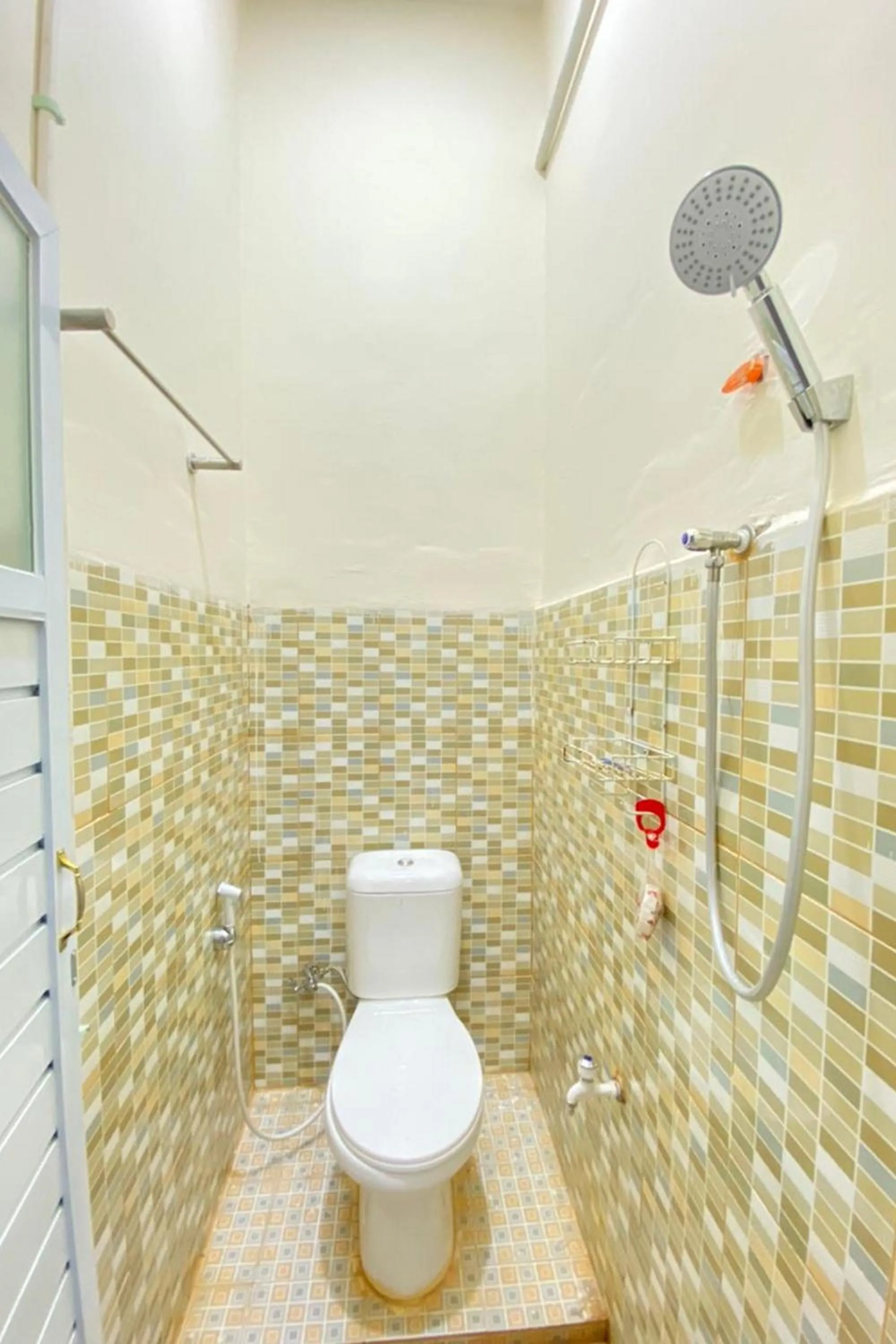 Bathroom in Pelangi Guest House Palembang RedPartner