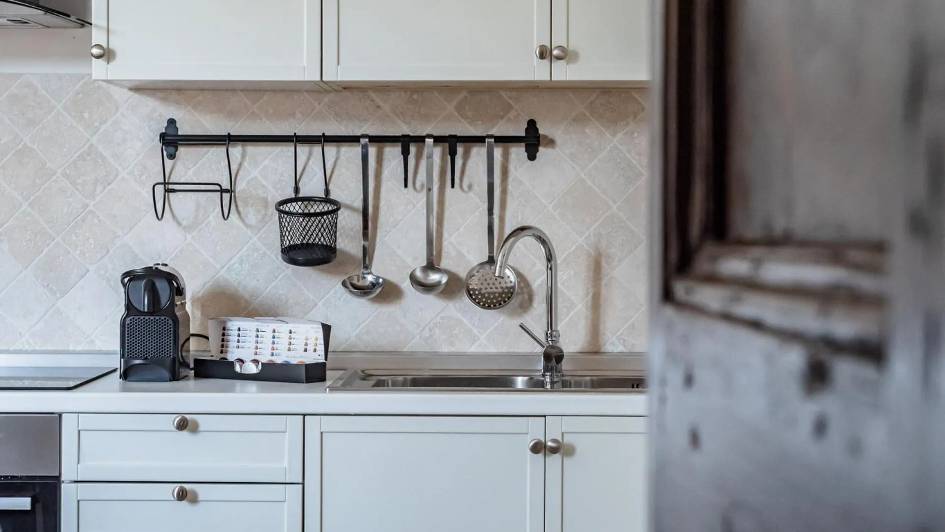 Kitchen or kitchenette in Palazzo dei Pavoni, Relais di Charme