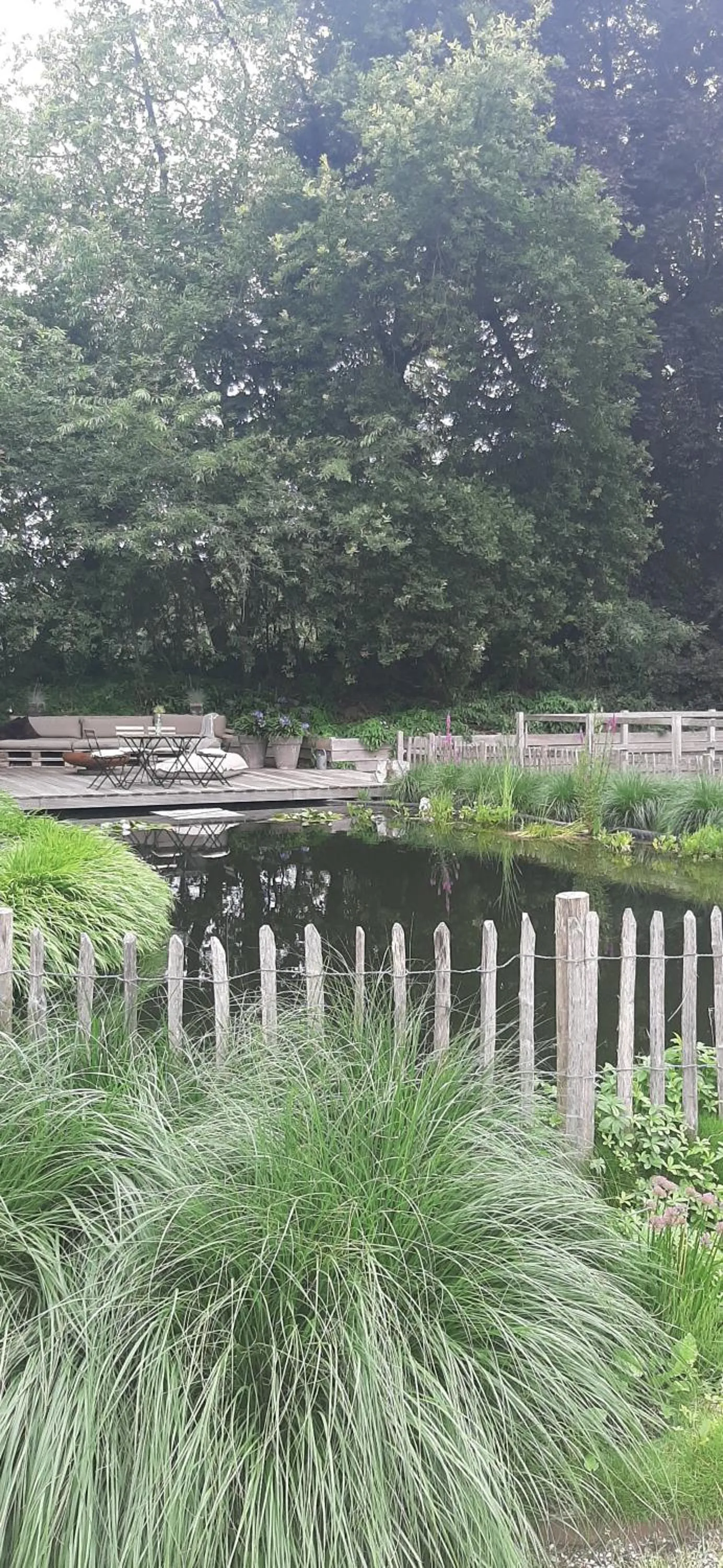 Garden in Huize Koempoelan