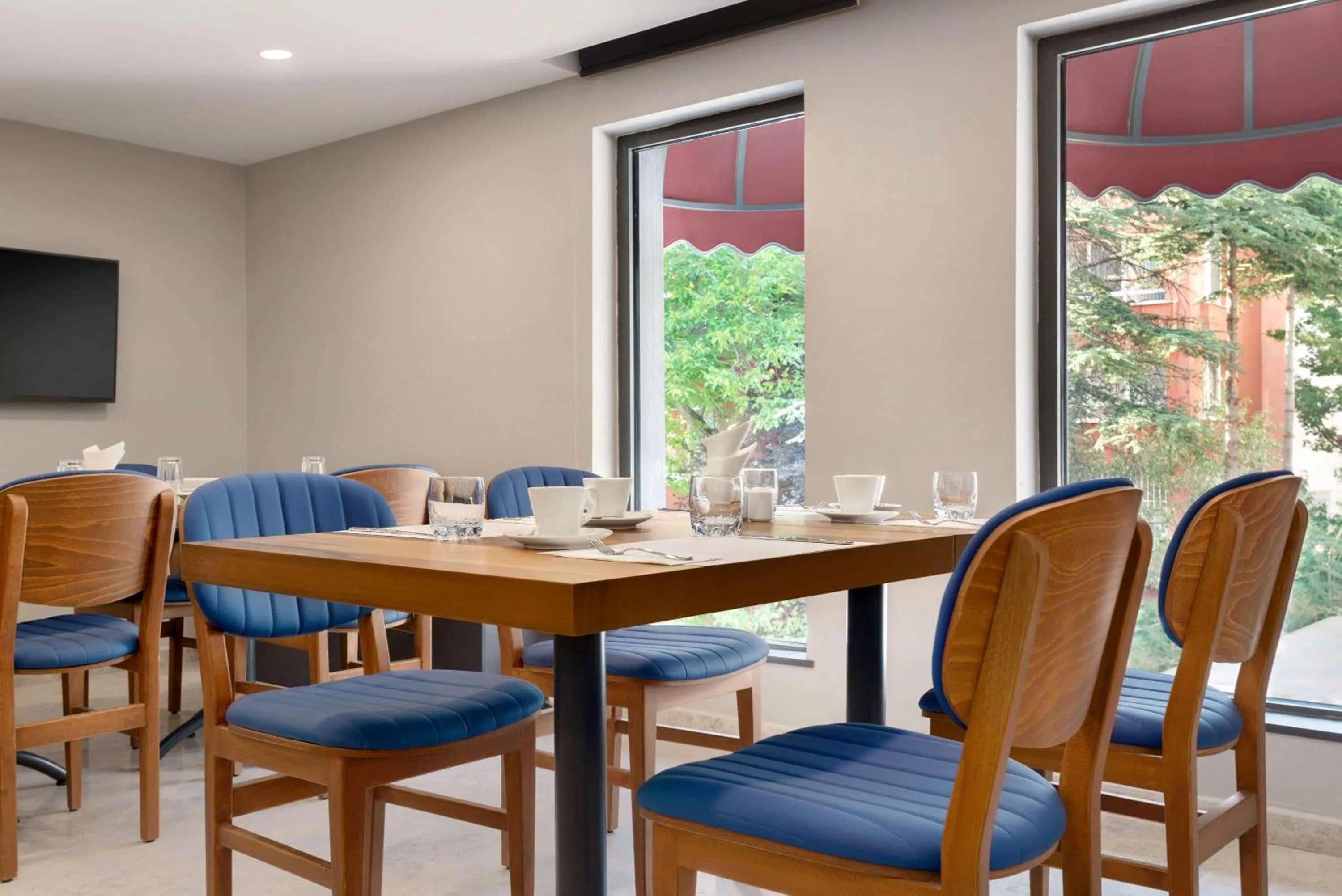 Restaurant/places to eat in Days Hotel by Wyndham Ankara Cankaya