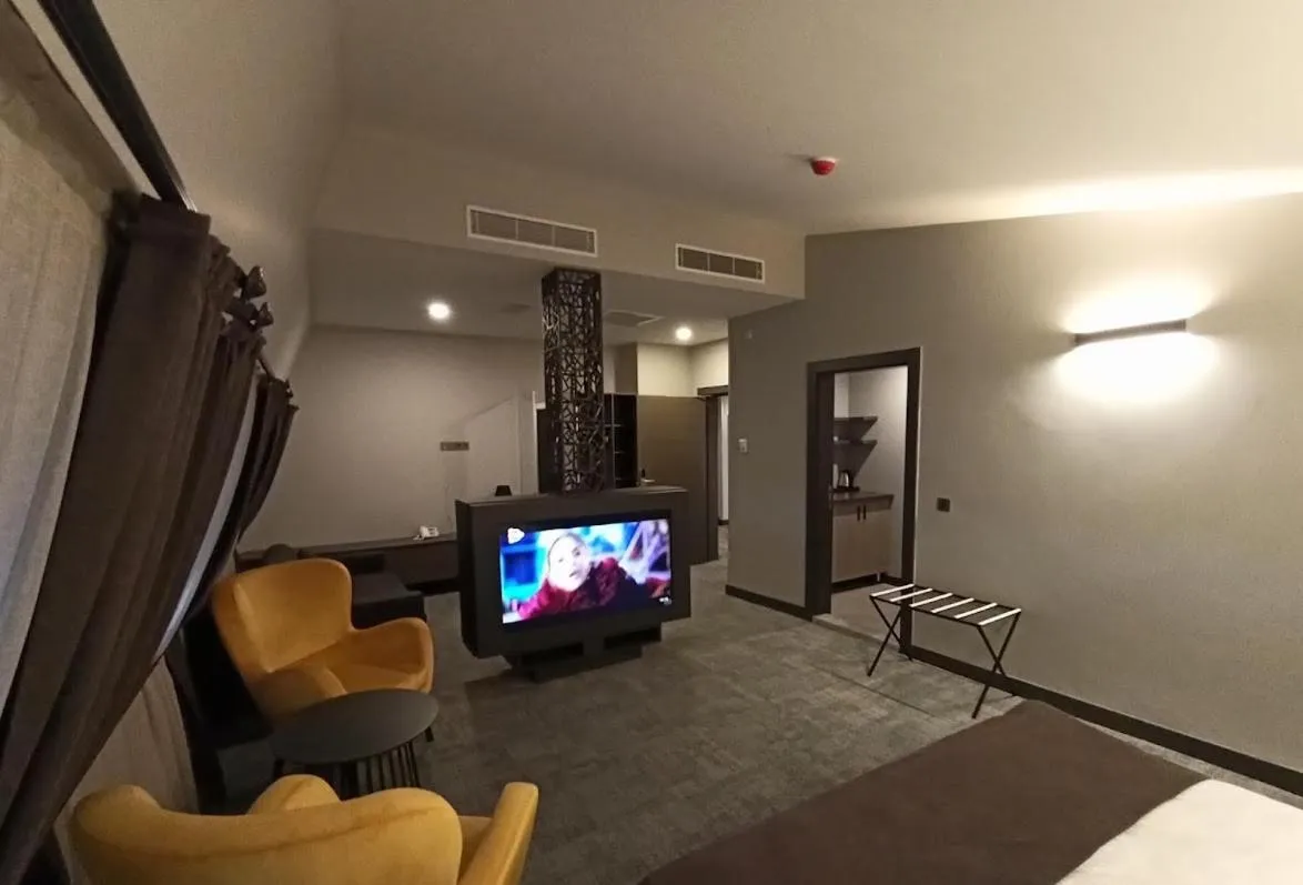 Seating area in Days Hotel by Wyndham Ankara Cankaya