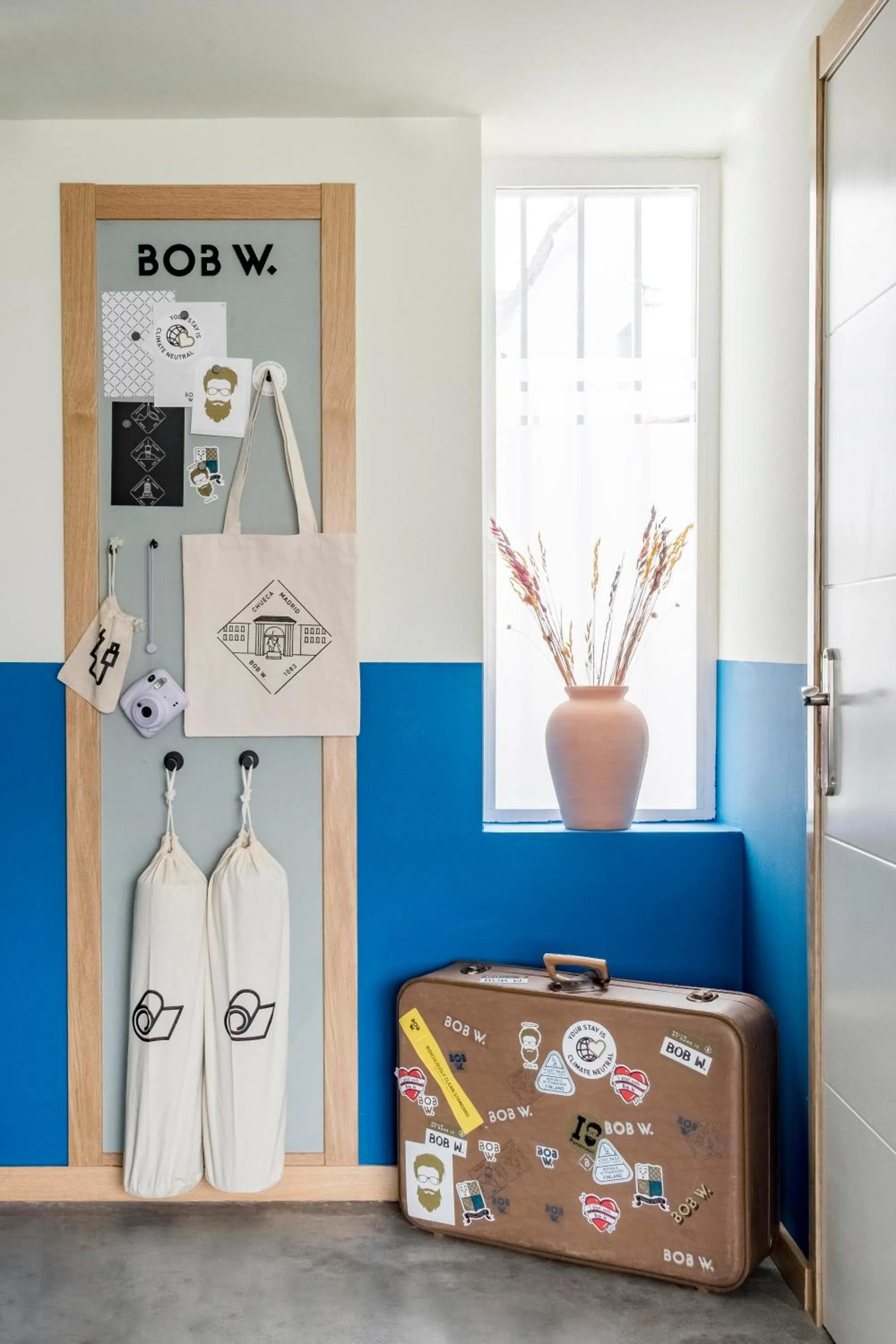 Living room in Bob W Madrid Chueca