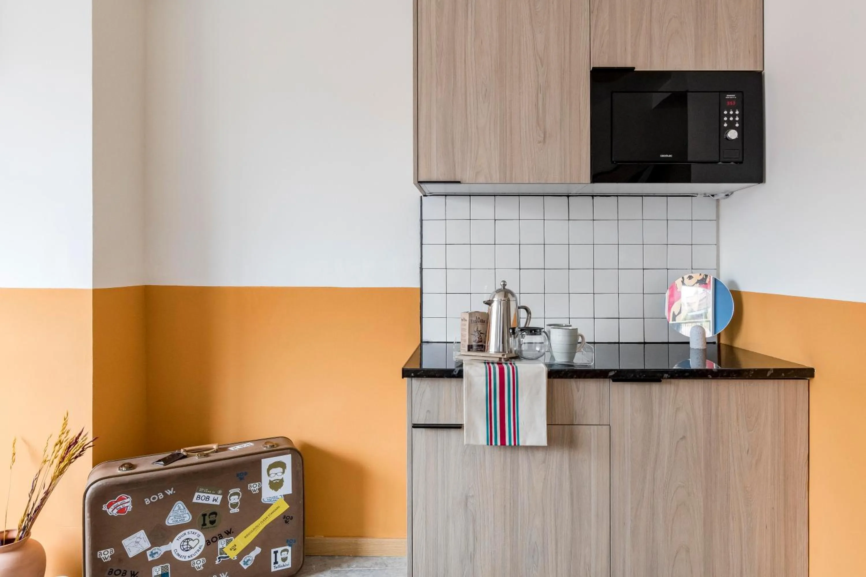 Kitchen or kitchenette in Bob W Madrid Chueca