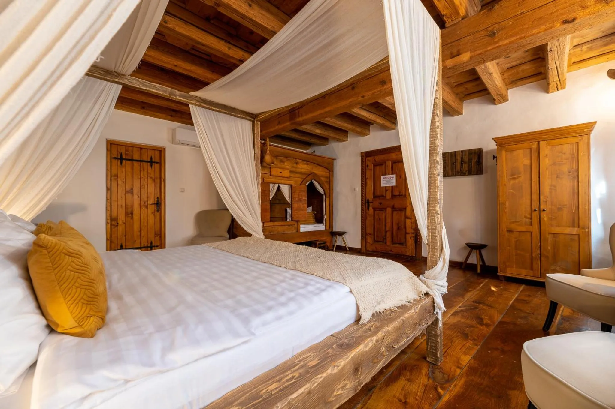 Bedroom, Bed in Boutique Hotel von Graf