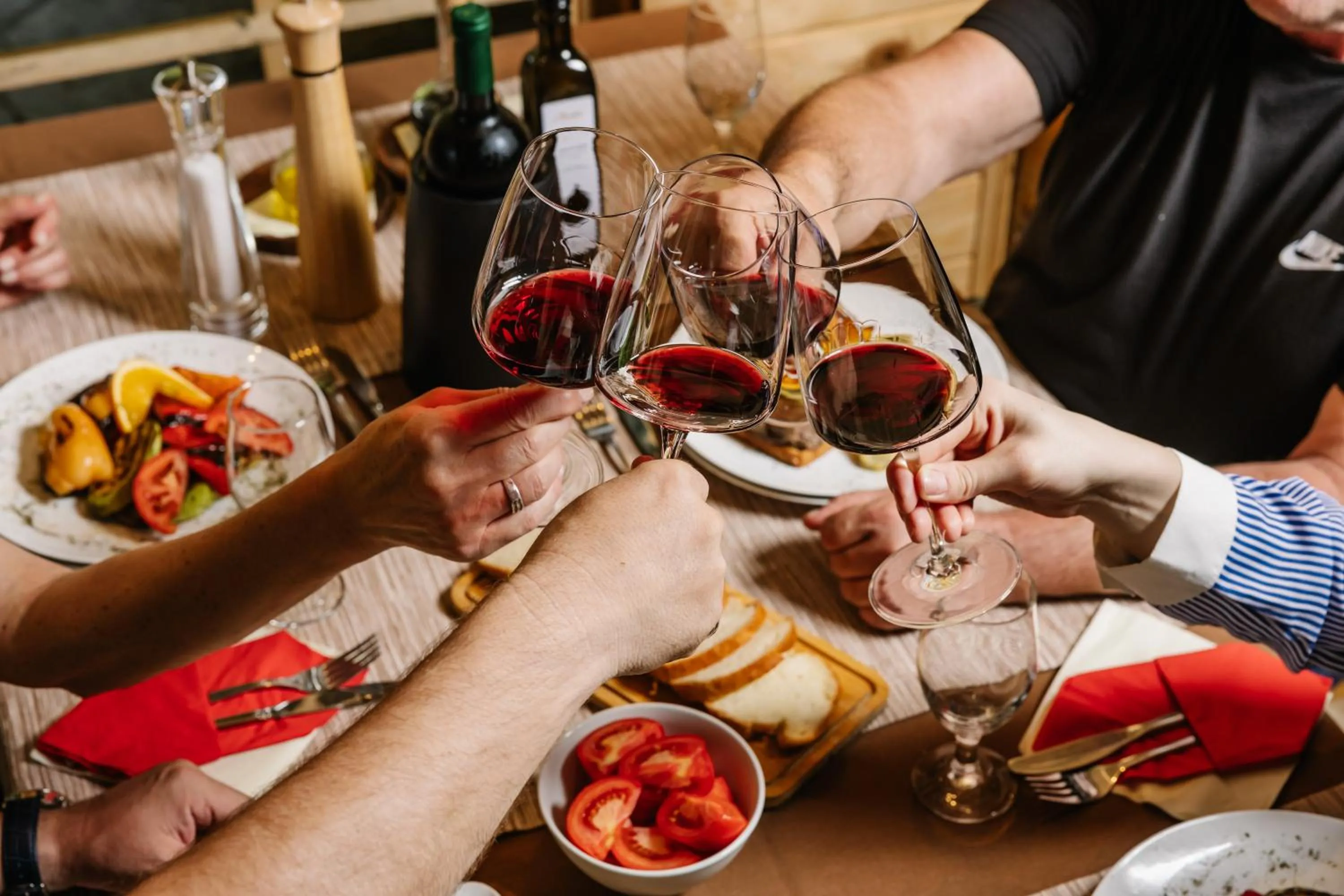 People in Hotel Porto Tara