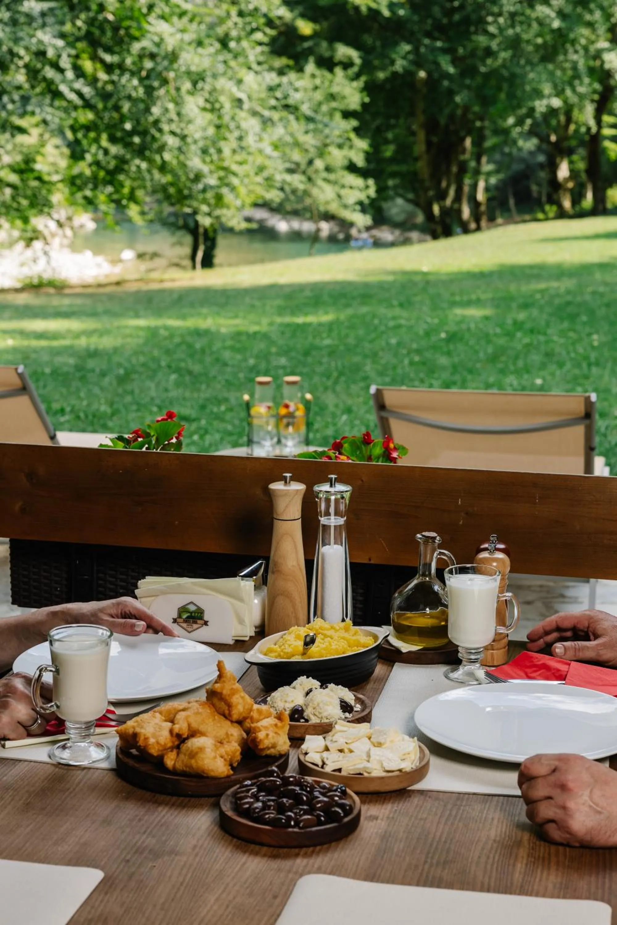 Food and drinks in Hotel Porto Tara