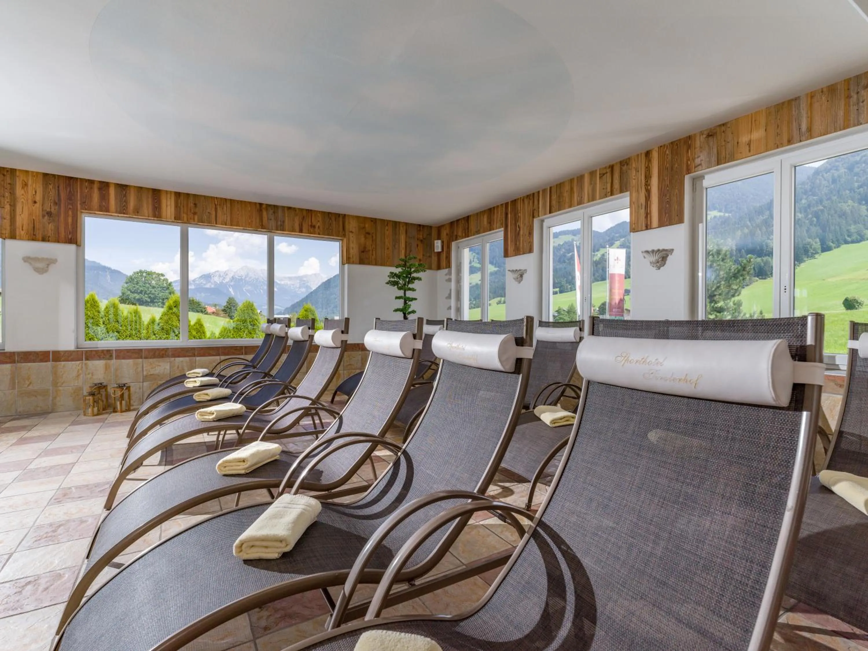 Swimming pool in Sporthotel Tirolerhof