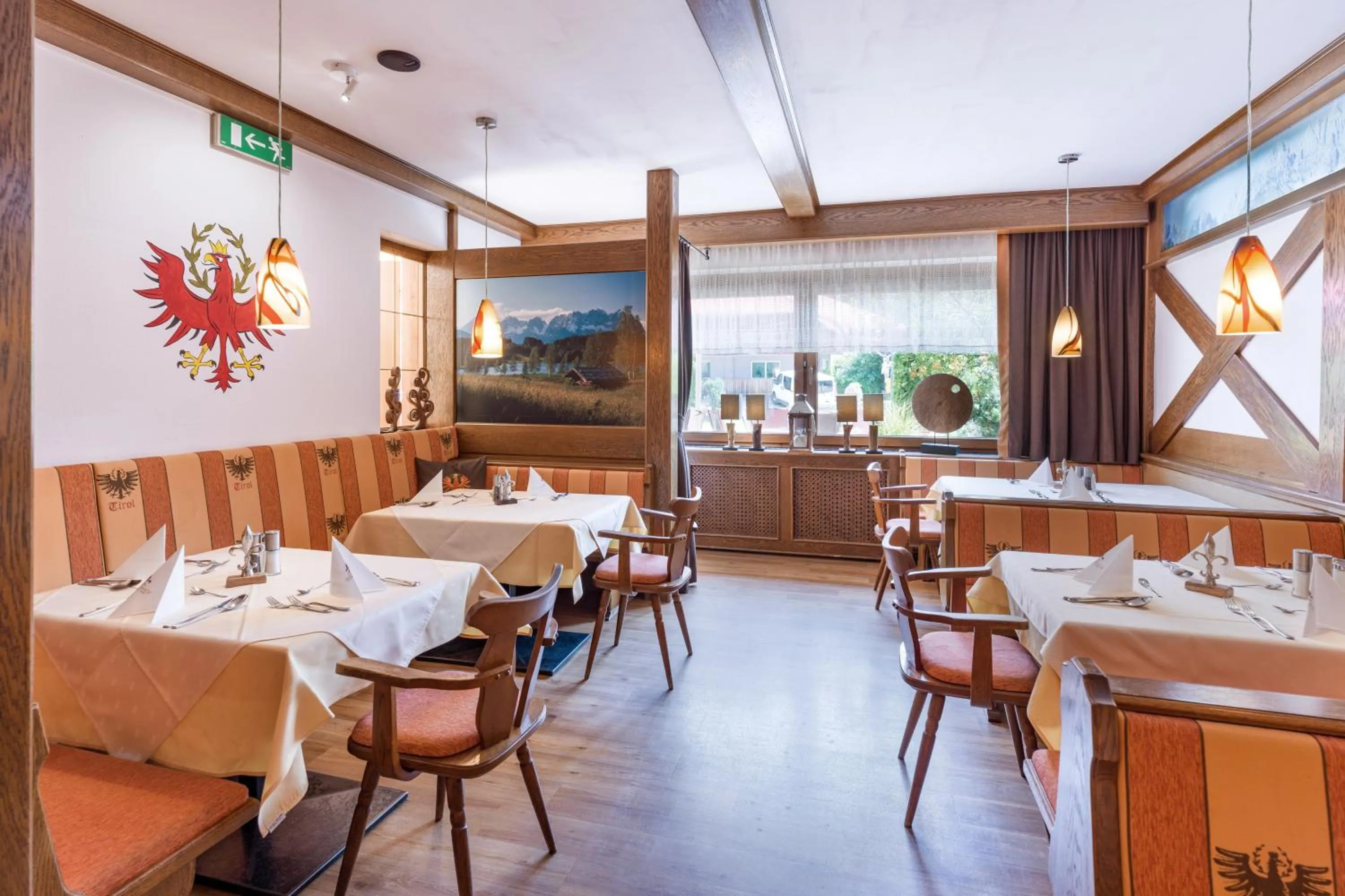 Restaurant/places to eat in Sporthotel Tirolerhof